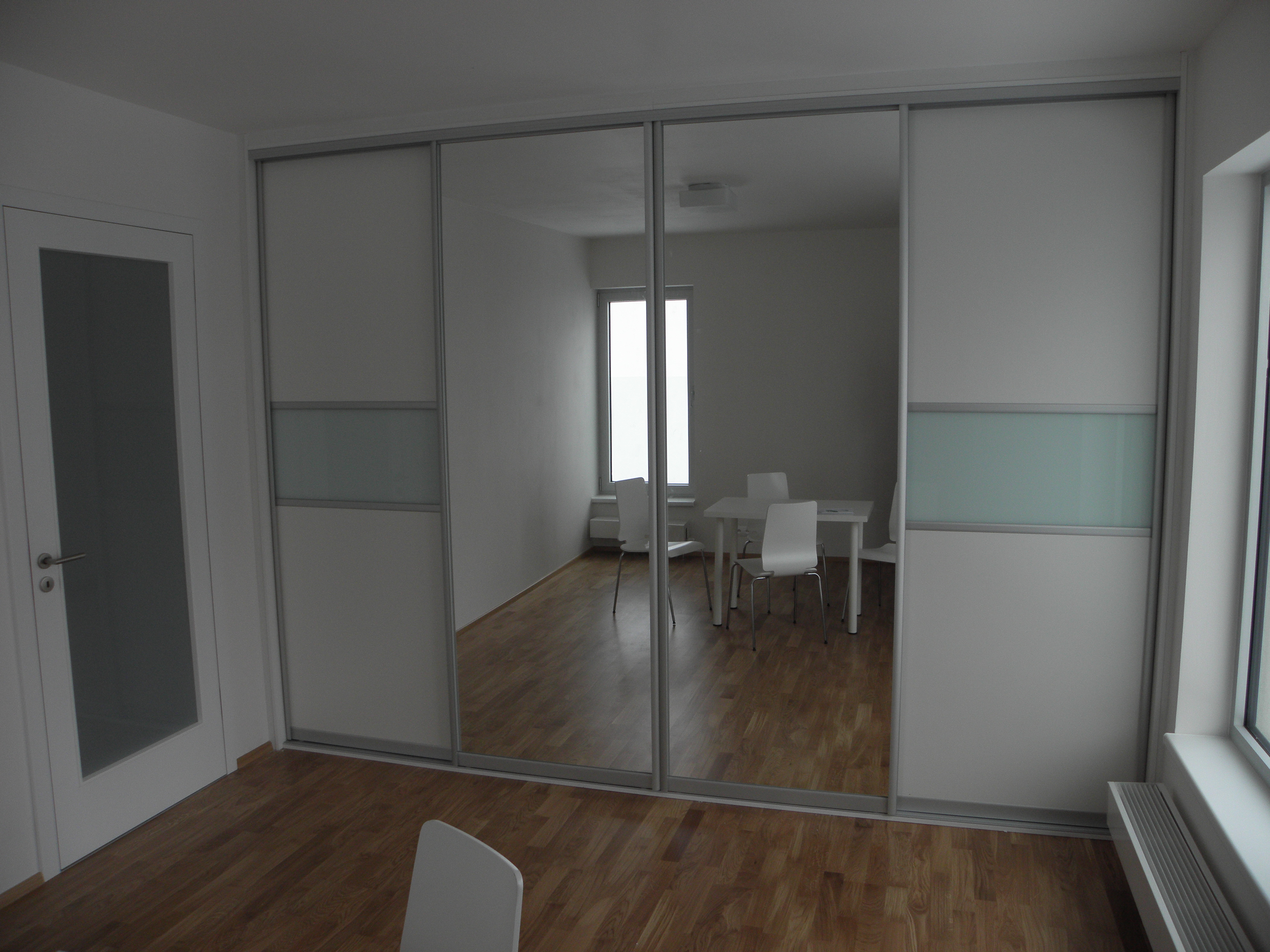 Čížek - kuchyně & skříně na míru foto 3