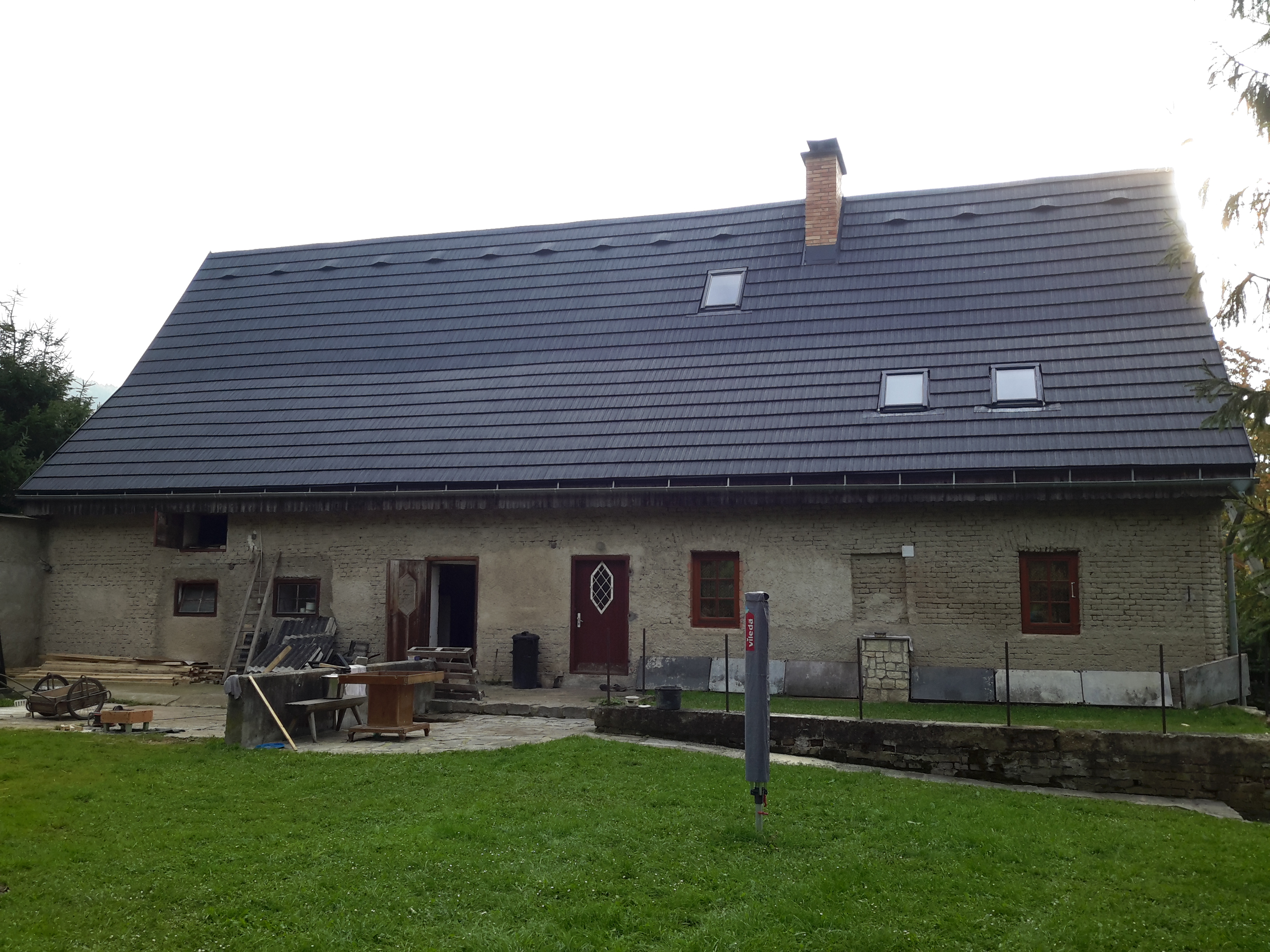 VLČEK STŘECHY - klempířství - pokrývačství - tesařství foto 2