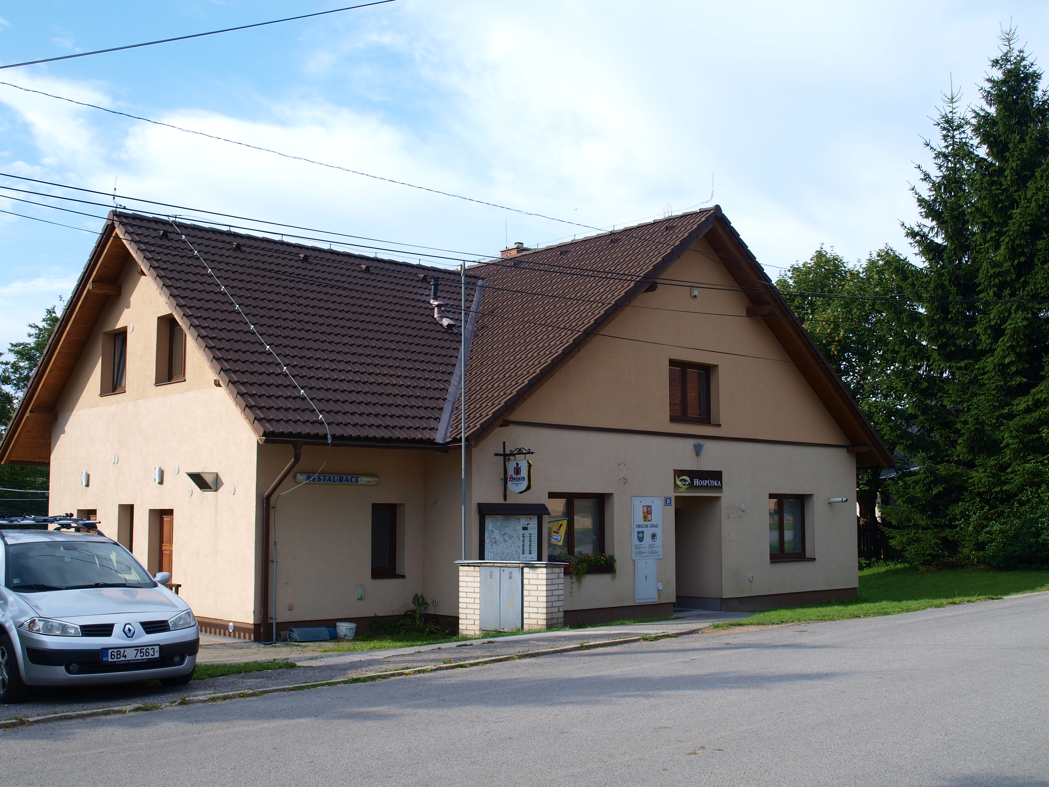 Vlachovice - obecní úřad foto 2