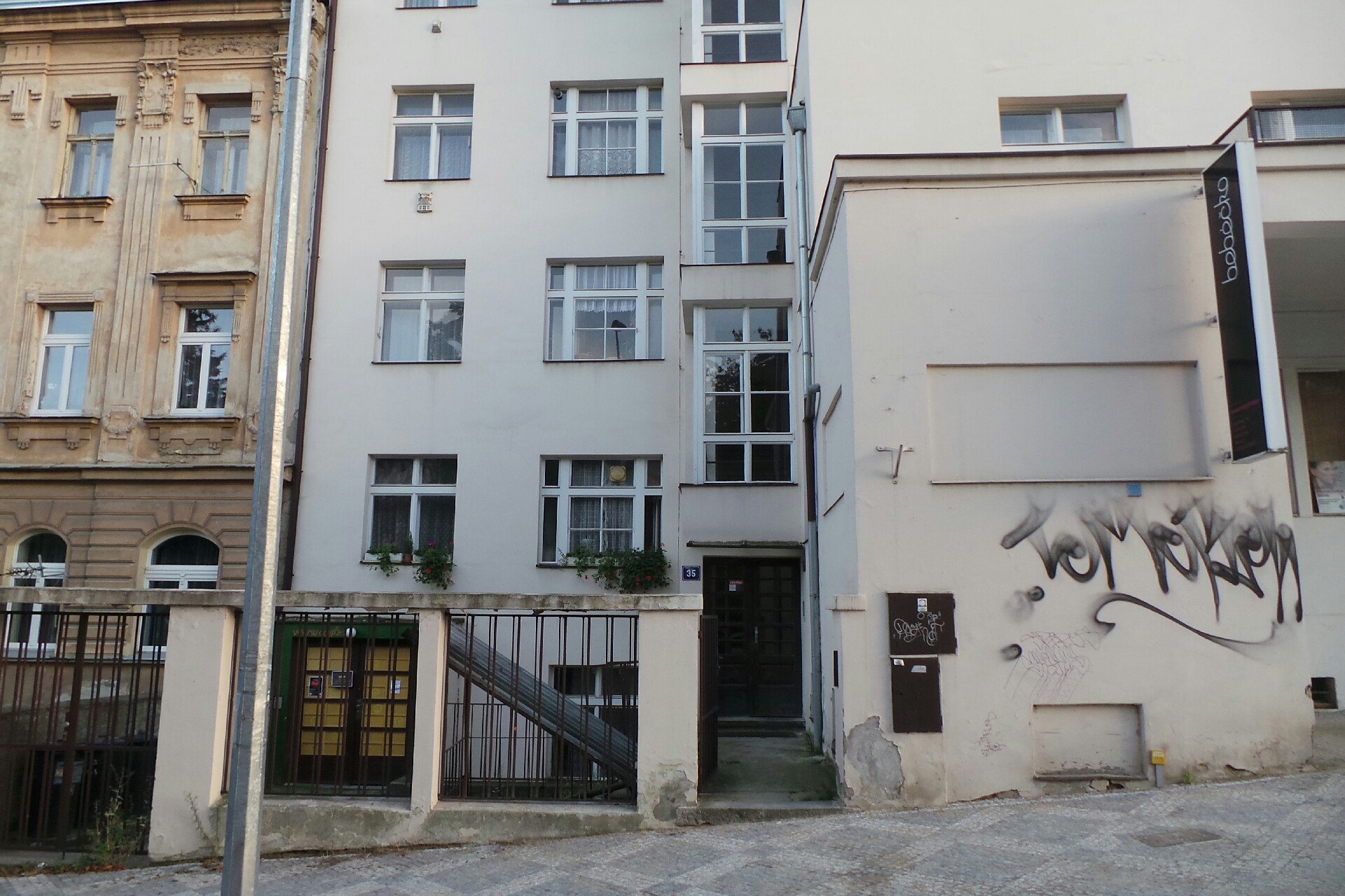 Klub lektorů a přátel Dětského divadelního studia Prahy 5 foto 1