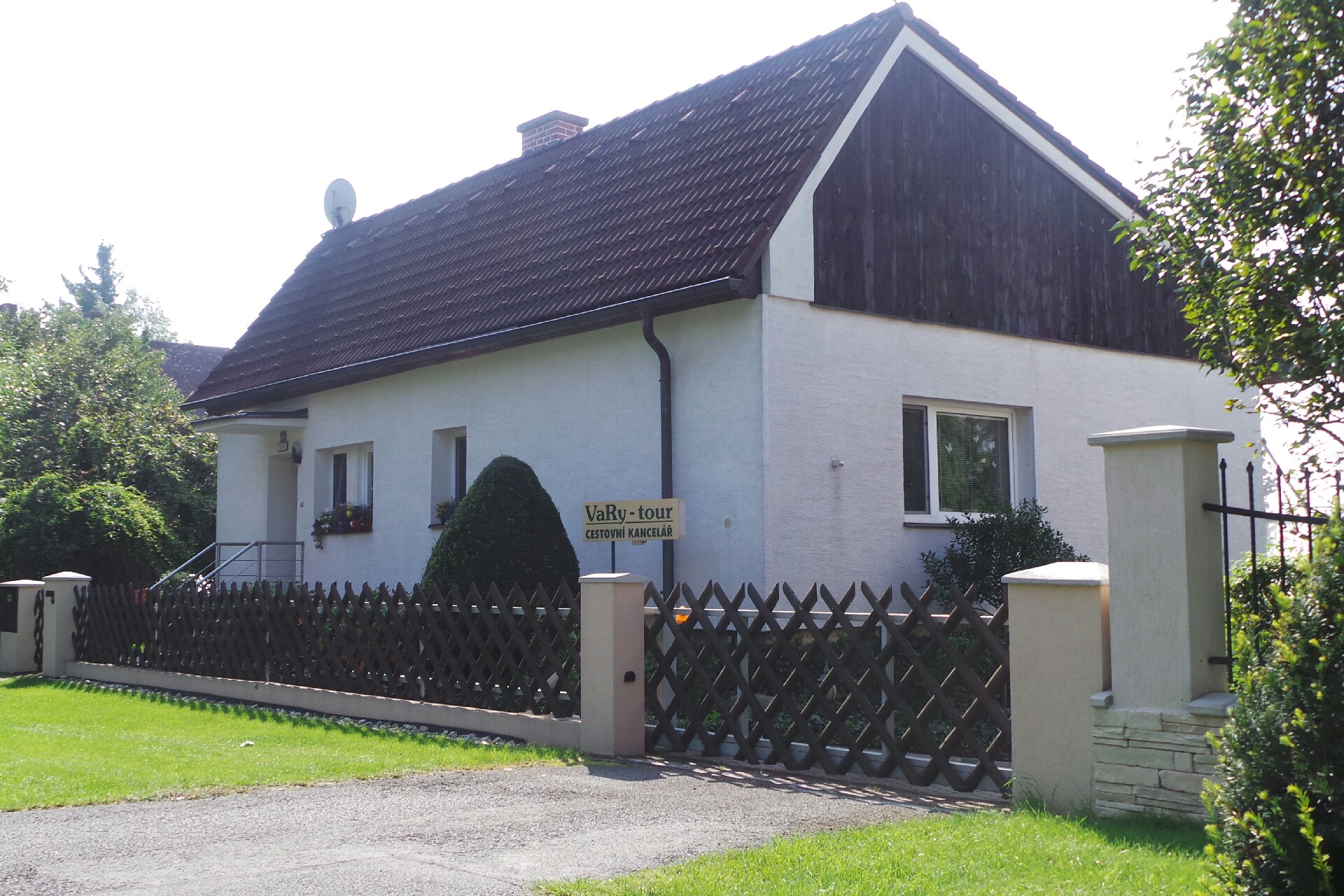 VaRy-tour, s.r.o.