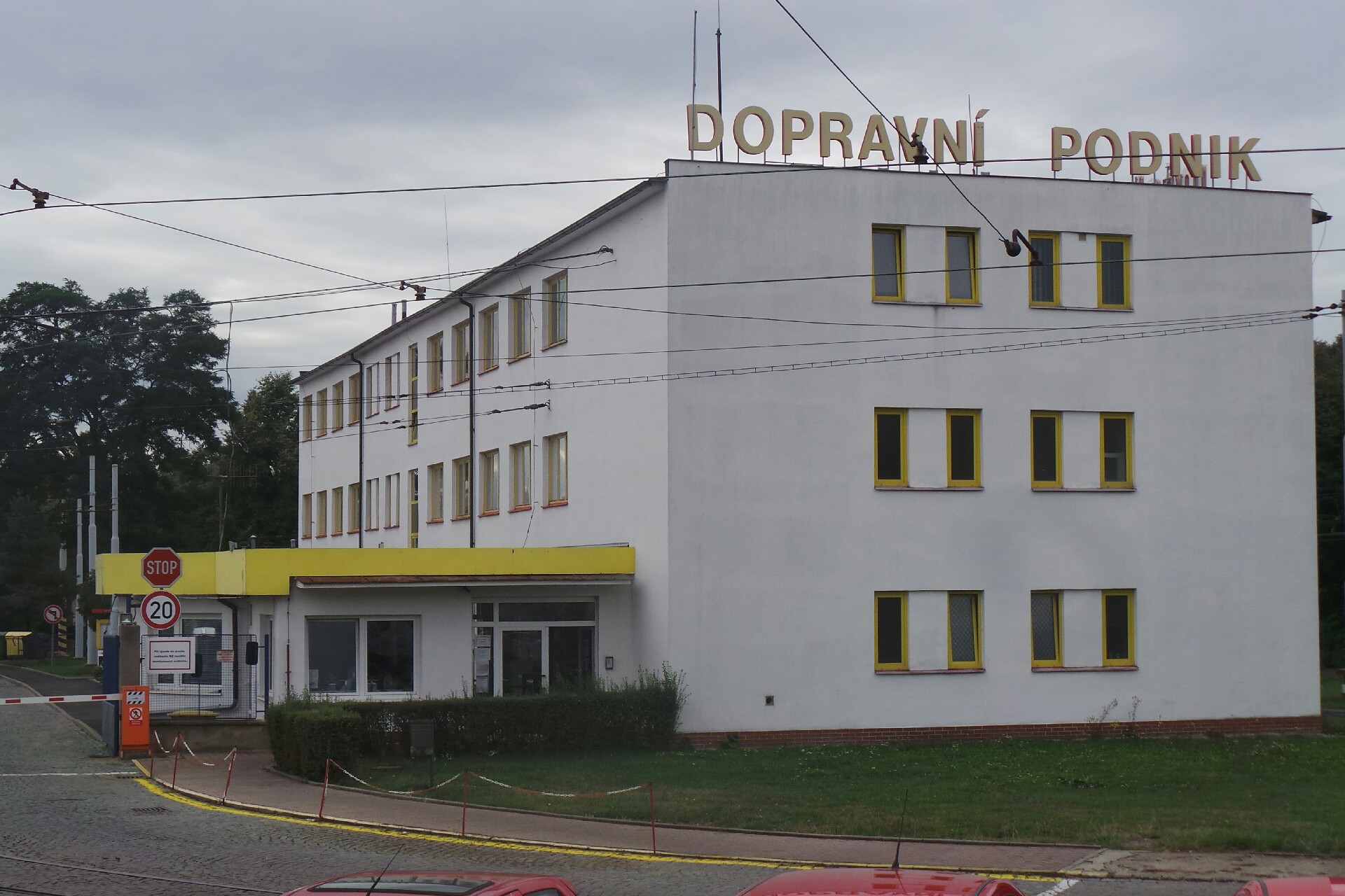 Autobusová doprava - DOPRAVNÍ PODNIK měst Mostu a Litvínova, a.s.