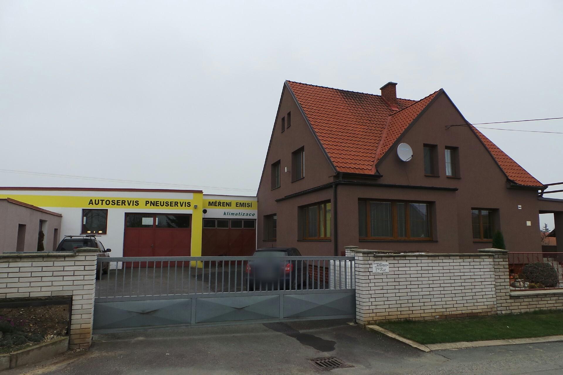 Čestmír LEV - AUTOOPRAVNA