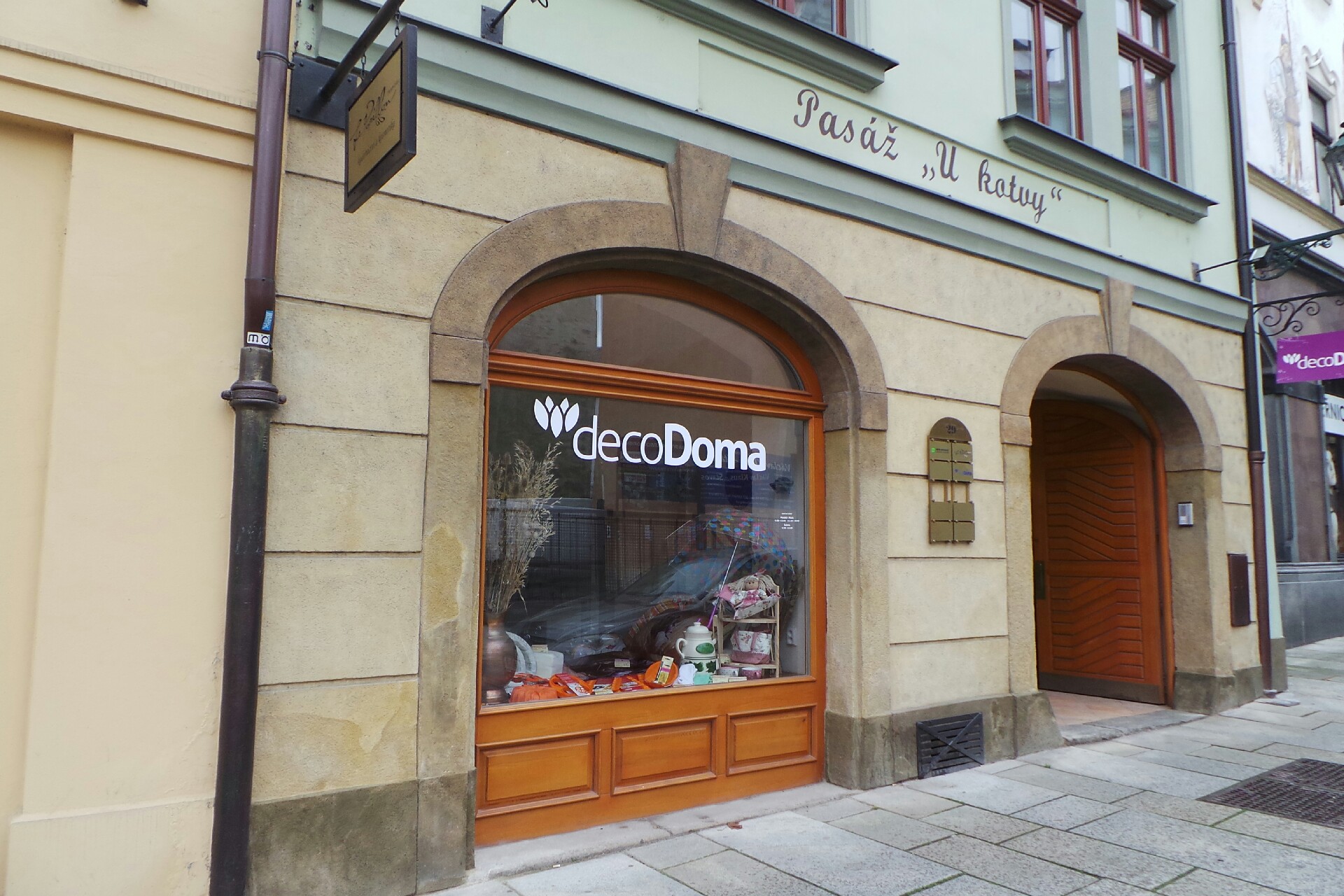 Realitní makléř Zdeňka Němcová