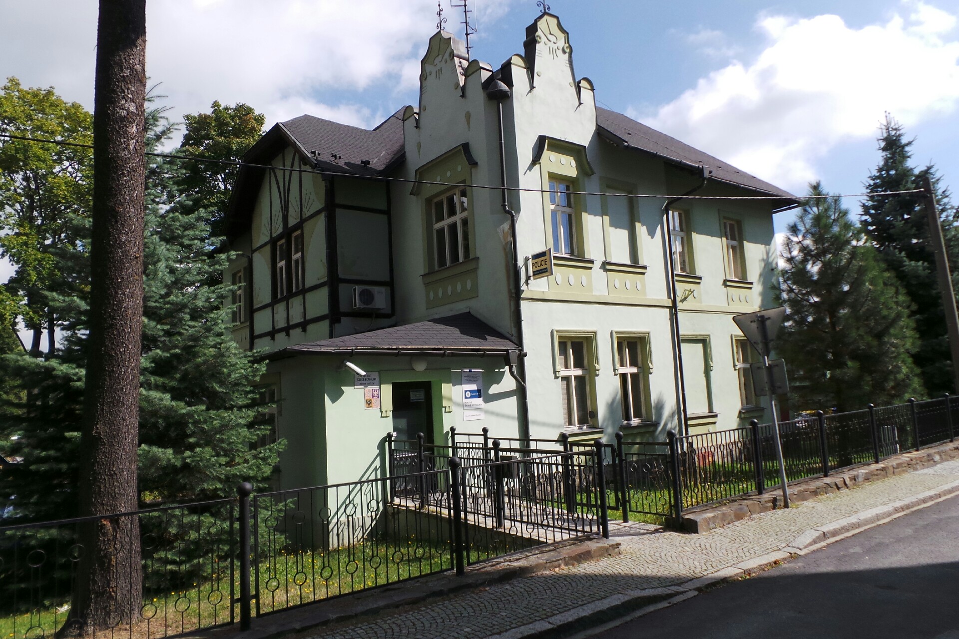 Policie ČR - Obvodní oddělení Rýmařov foto 2