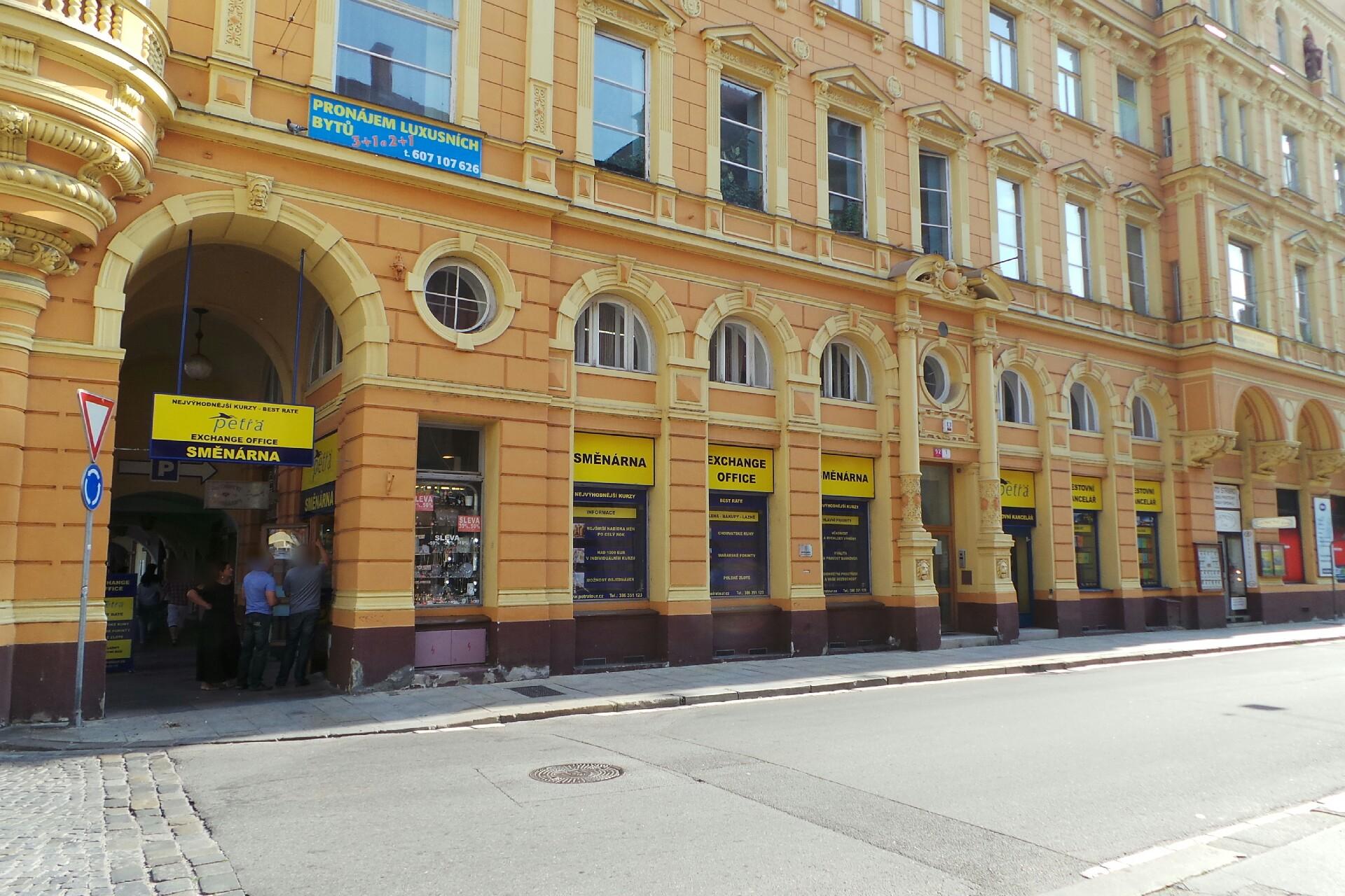 JUDr. Doubravka Řehoušková