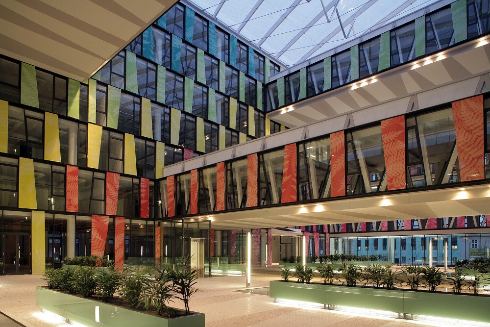 OFFICE HOUSE SE foto 2