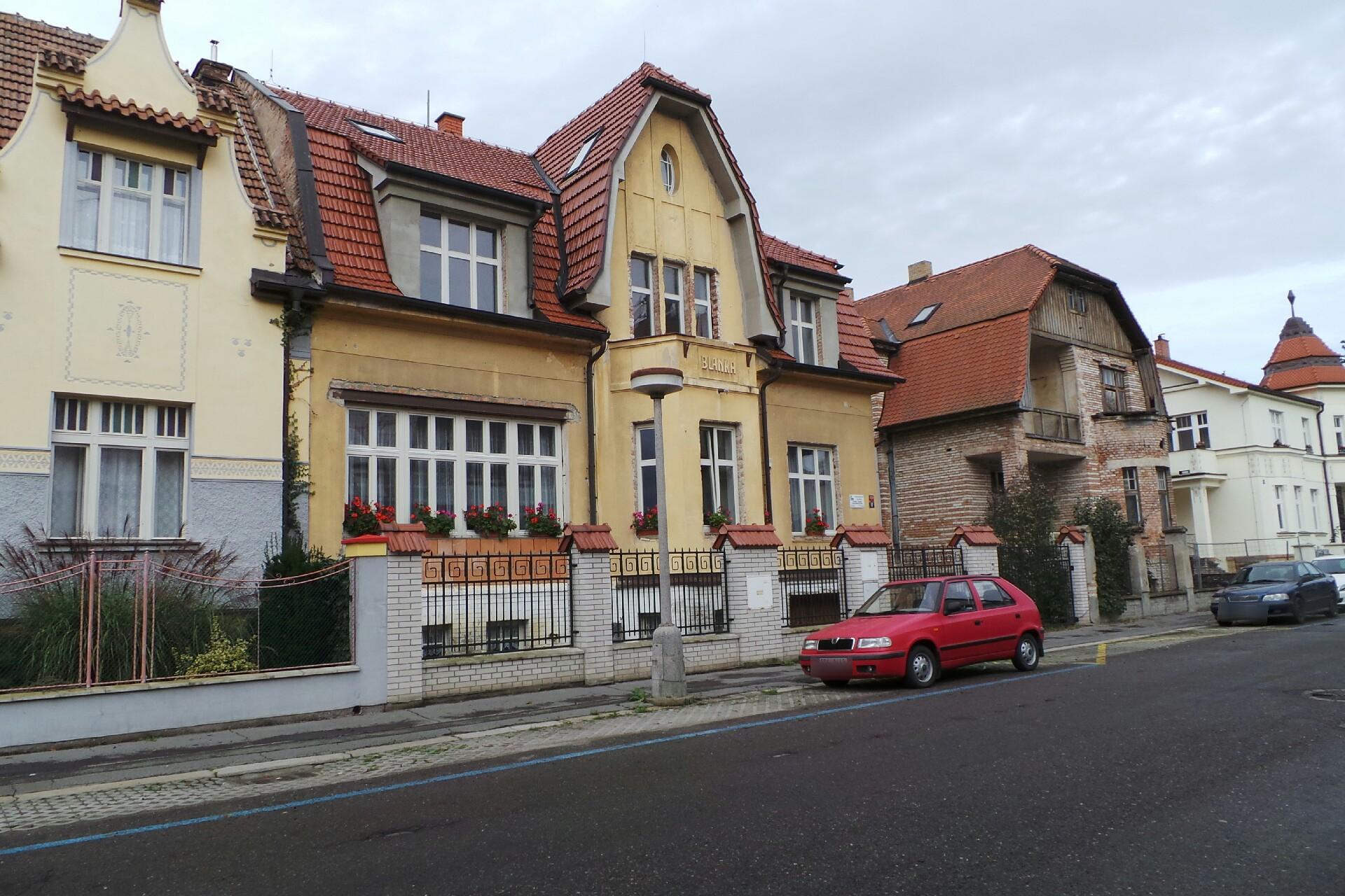 DIAMOND TRADE CENTER, a.s.