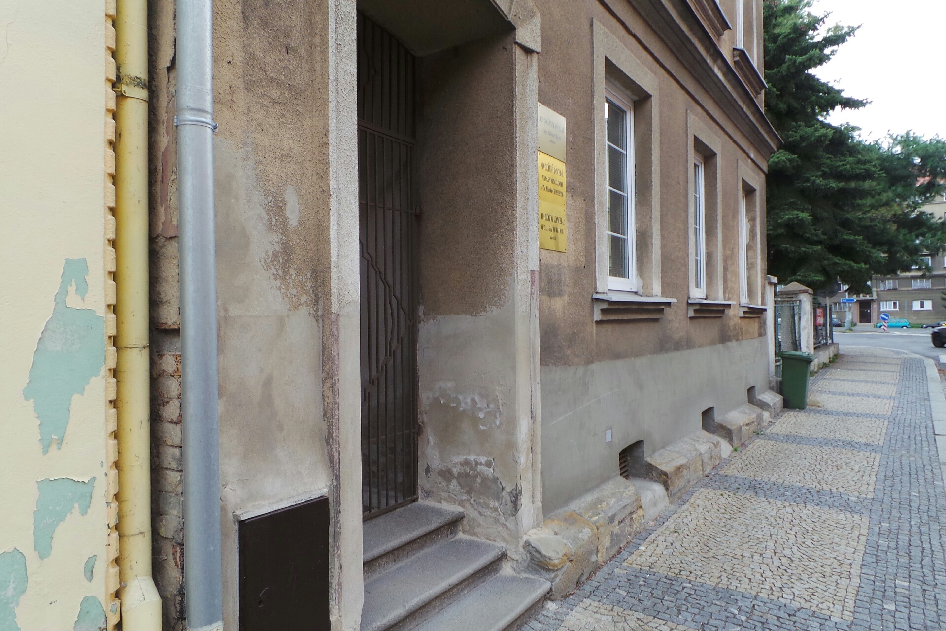 Mgr. Vilém Burian, advokát