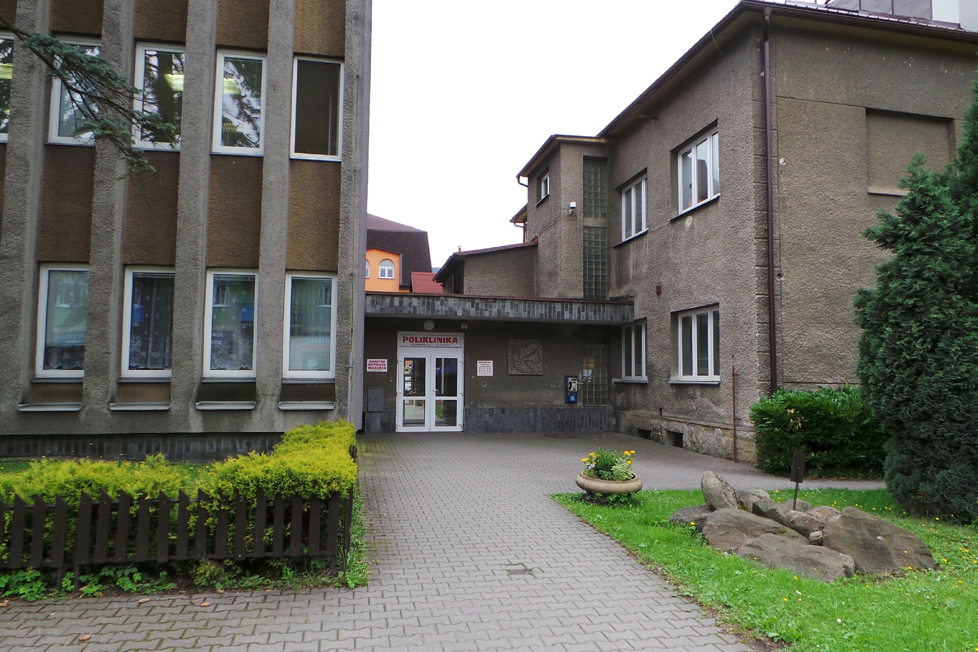 MUDr. Martin Švébiš