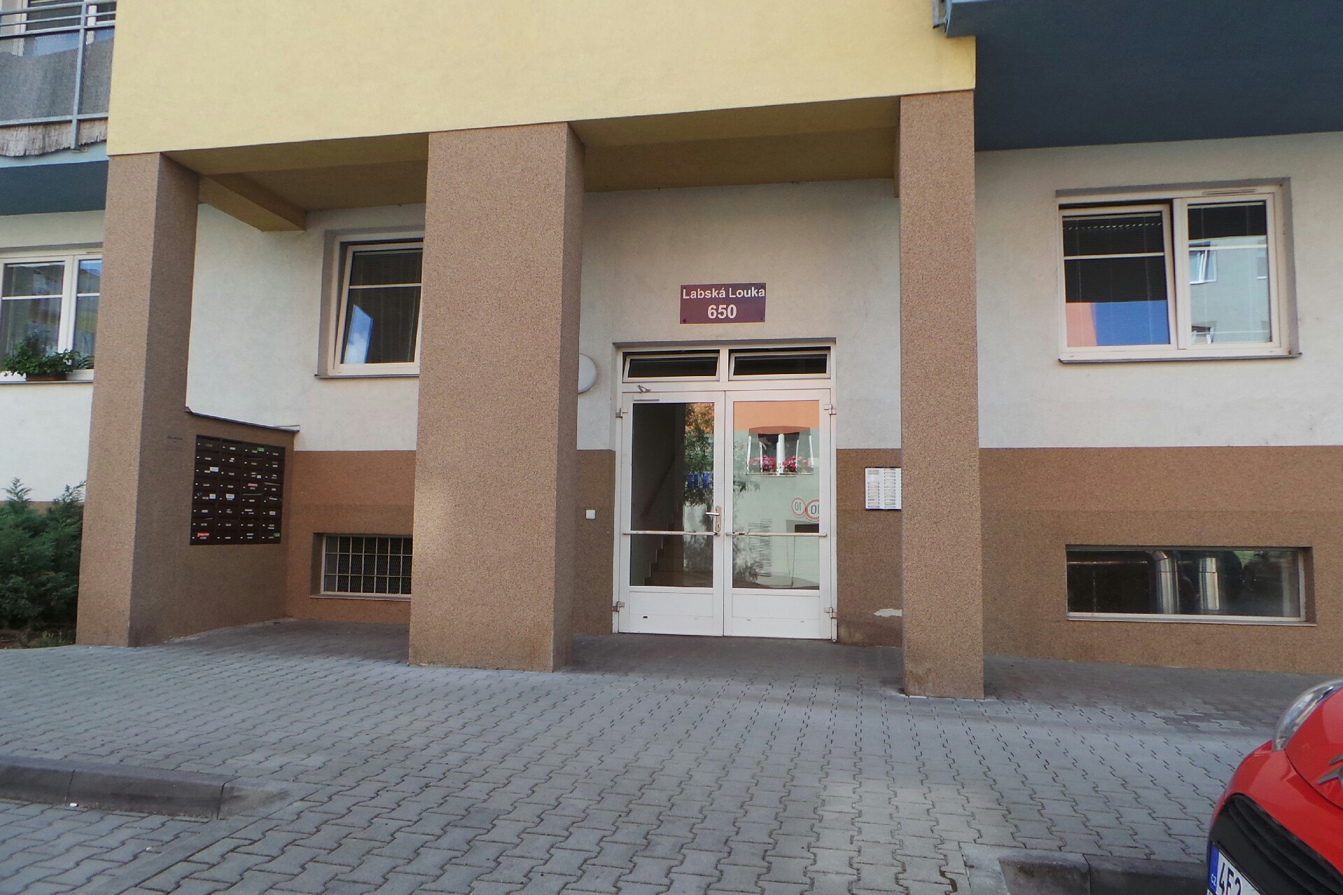 Společenství vlastníků jednotek v domě č.p. 650, ulice Labská Louka v Hradci Králové