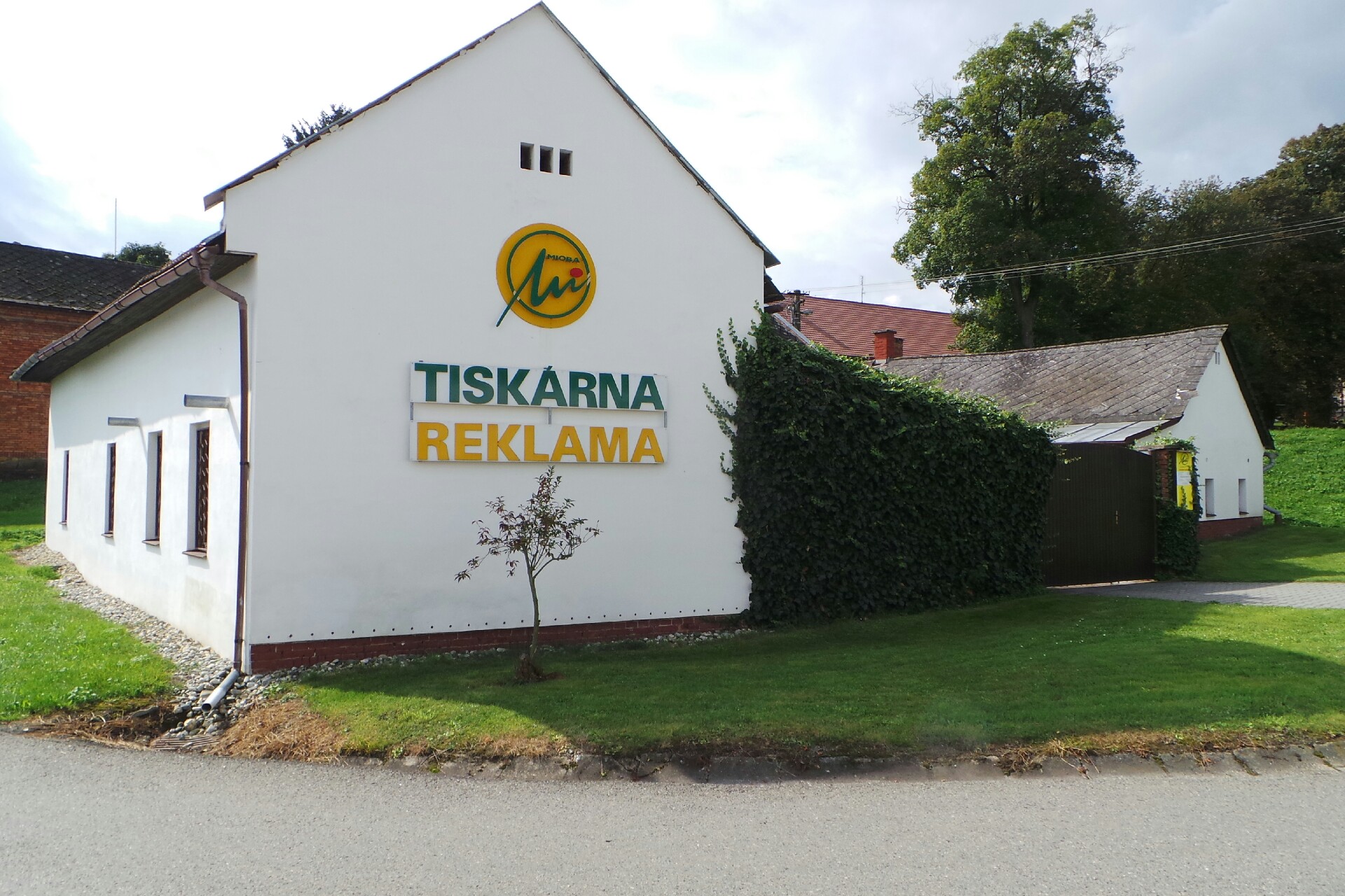 Mioba - Jana Šťastná a Antonín Burget