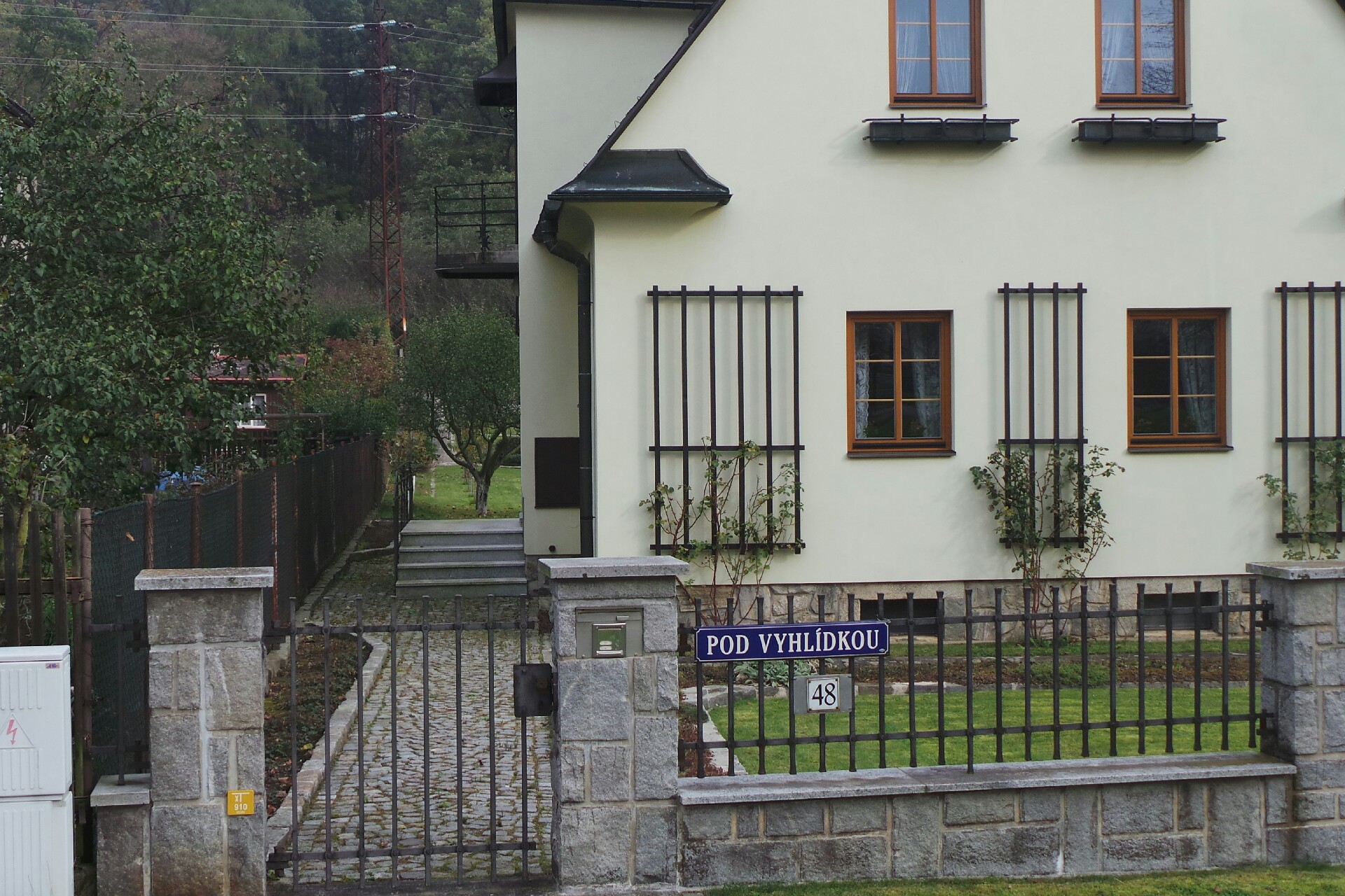 Lubomír Bartoš - akademický malíř