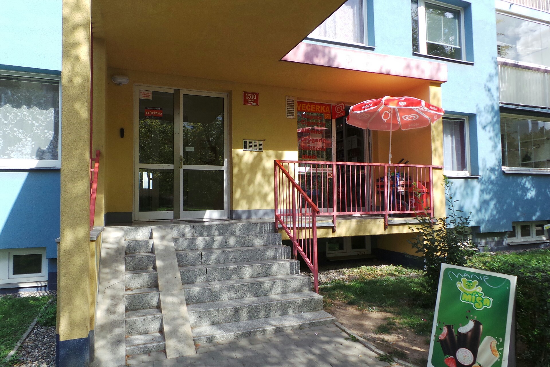 Thuy Dang Xuan - Večerka