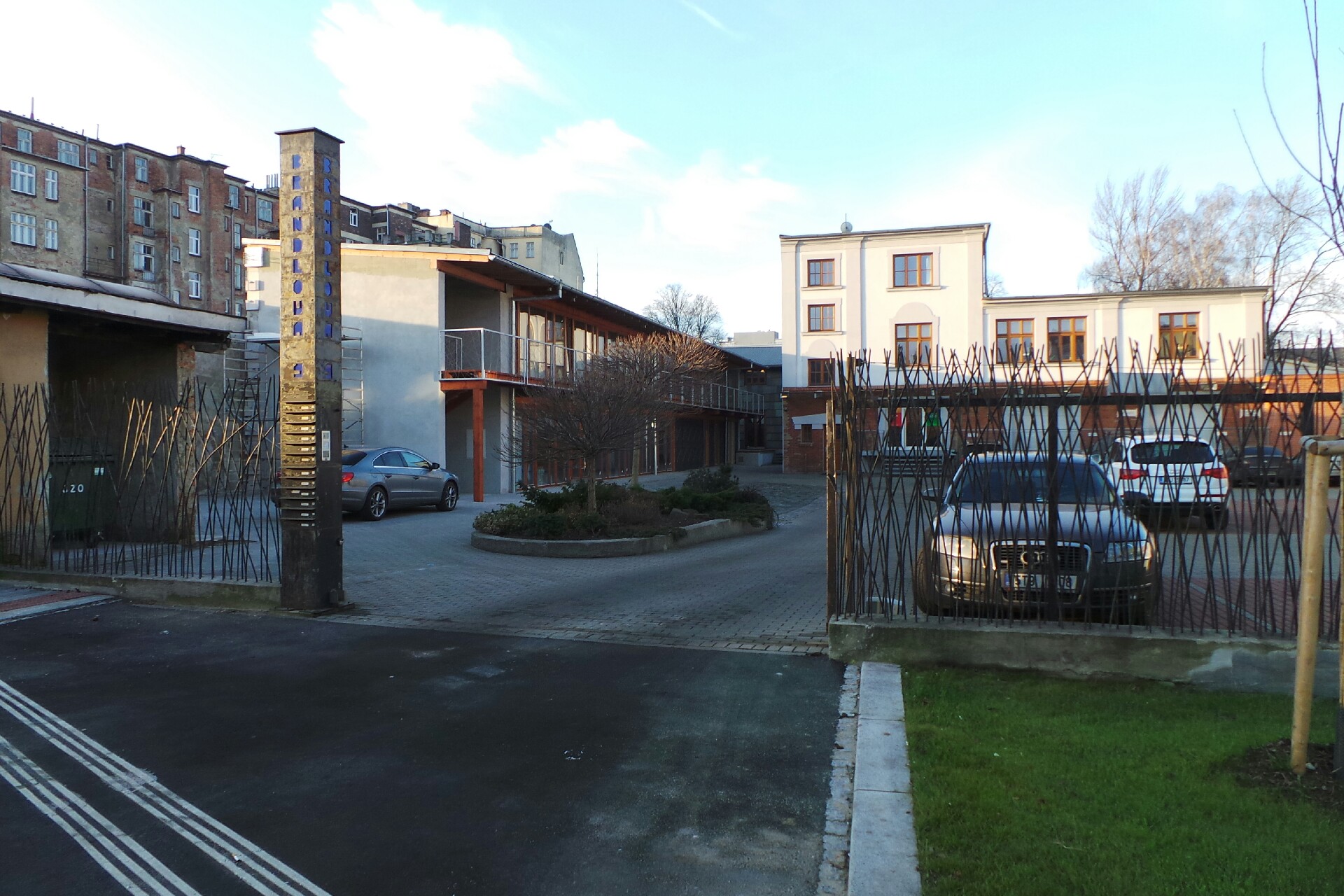 NH Finance, s.r.o. - nahrávací studio