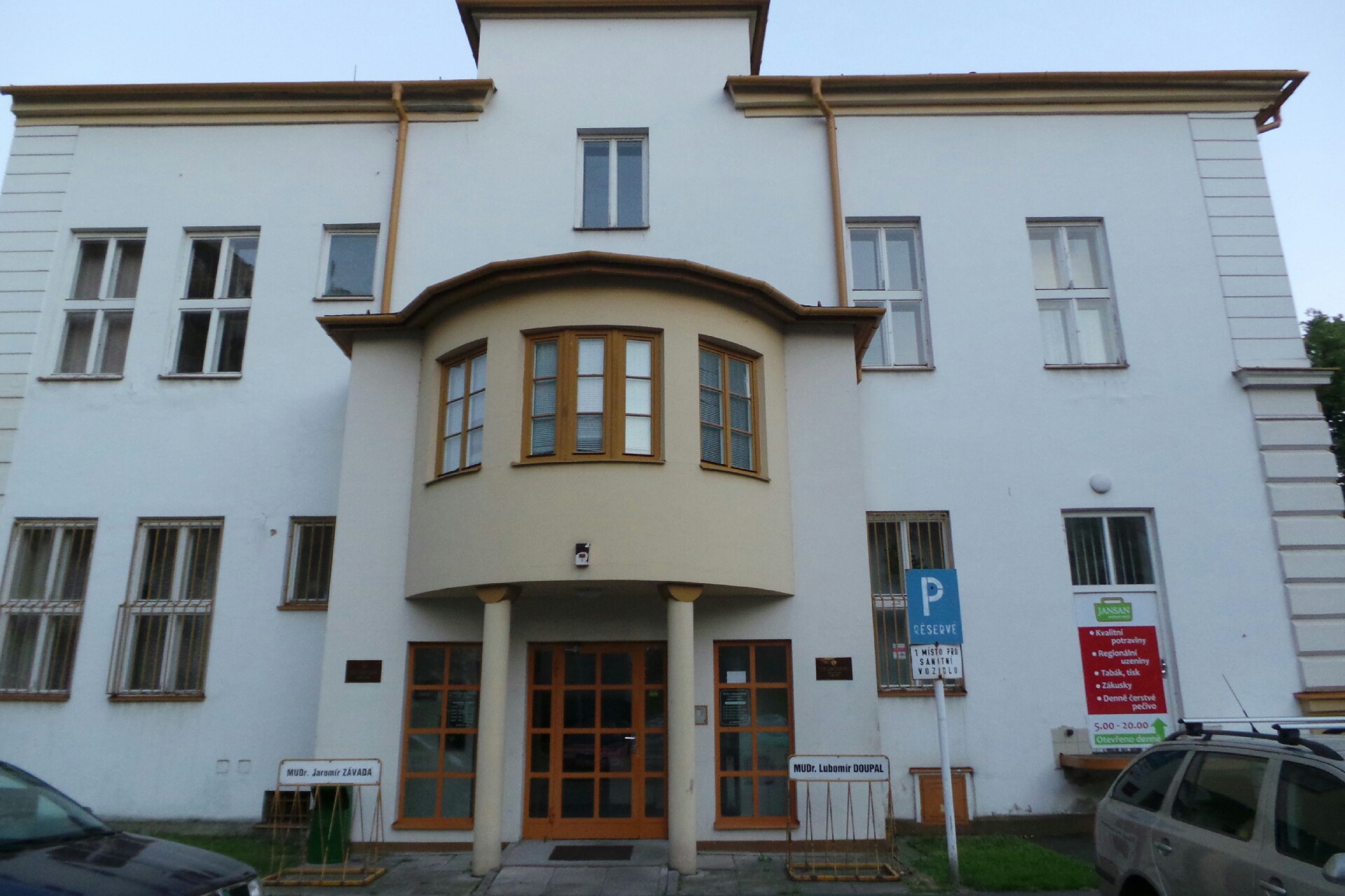 MUDr. Jaromír Závada