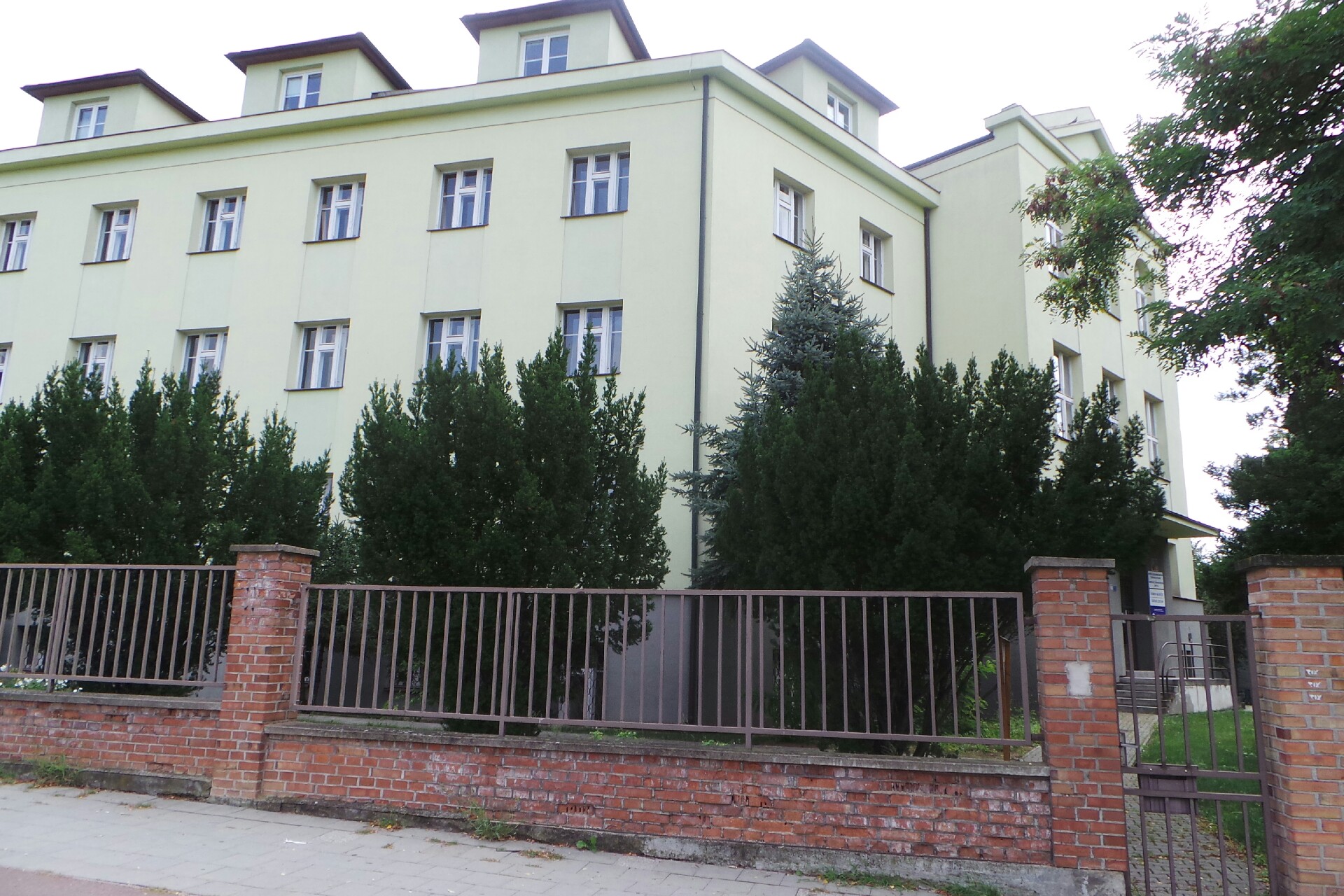 Vyšší odborná škola zdravotnická a Střední zdravotnická škola, Hradec Králové - Školní jídelna