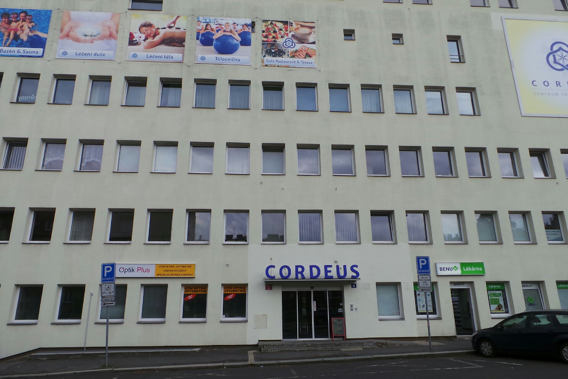 MUDr. Massoumeh Keshavarz