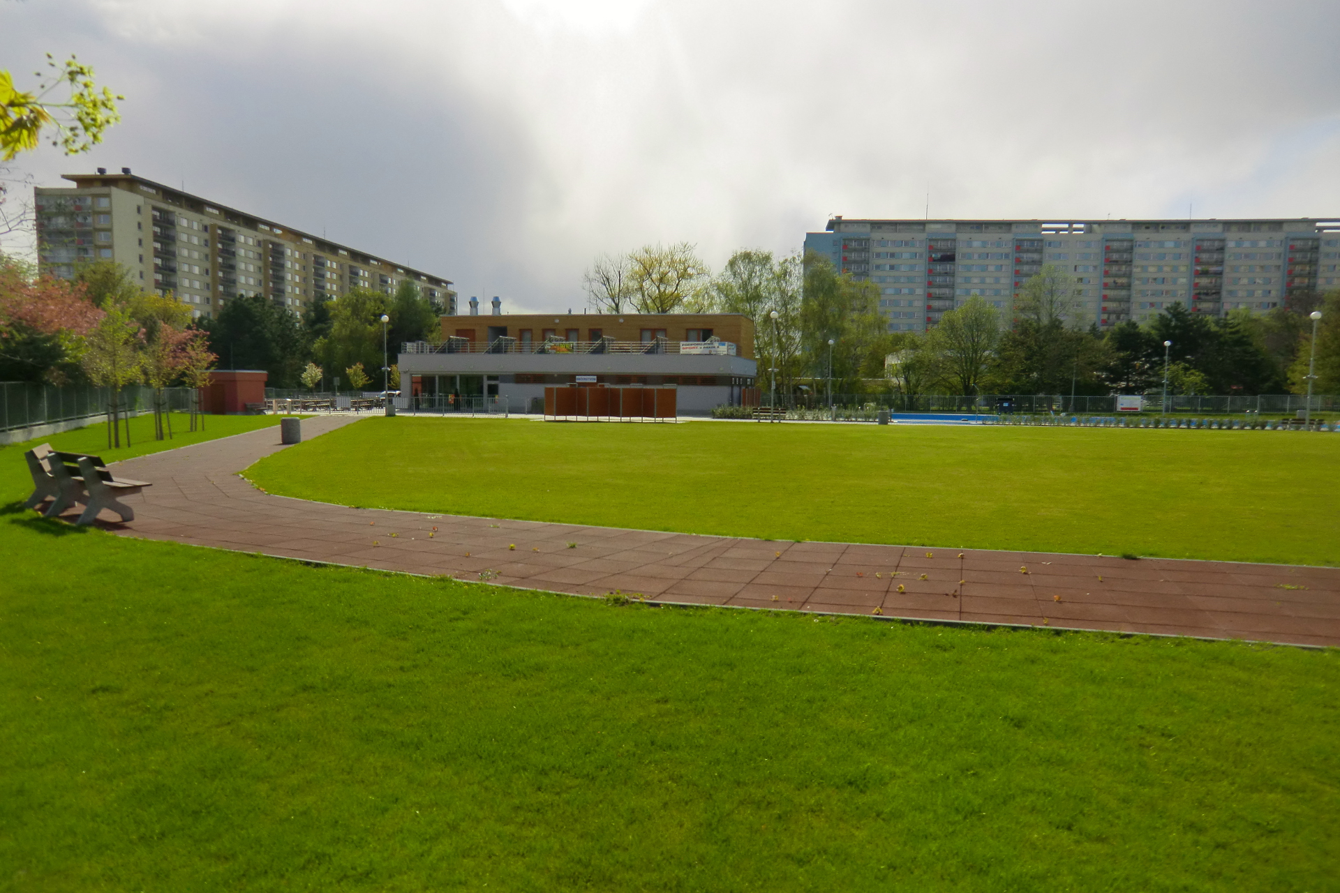 Koupaliště Ládví foto 4