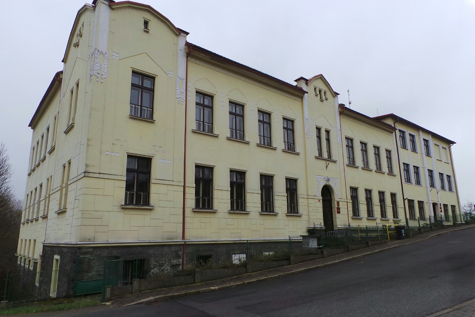 ZŠ a MŠ Benešov u Semil