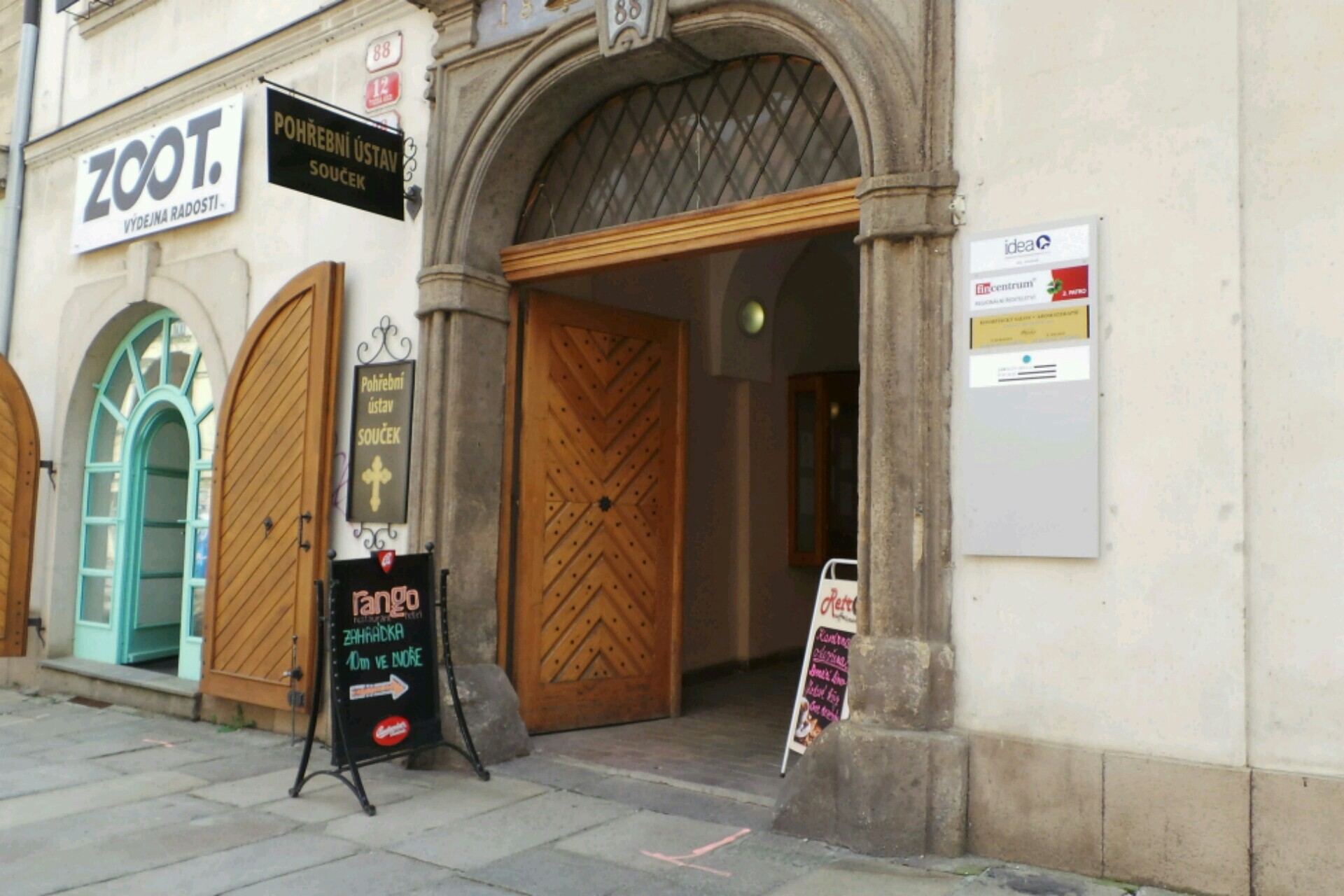 JAMIL CITY LIGHT, s.r.o.