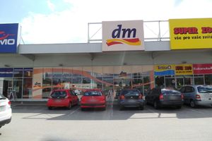Firemní grafika dm drogerie markt s.r.o.