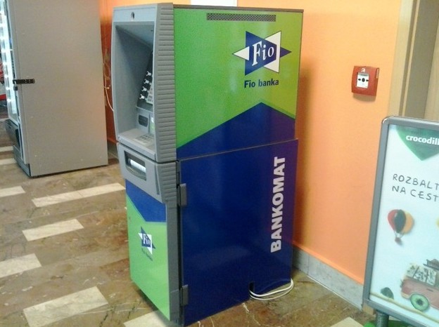 Bankomat Fio banky foto 2
