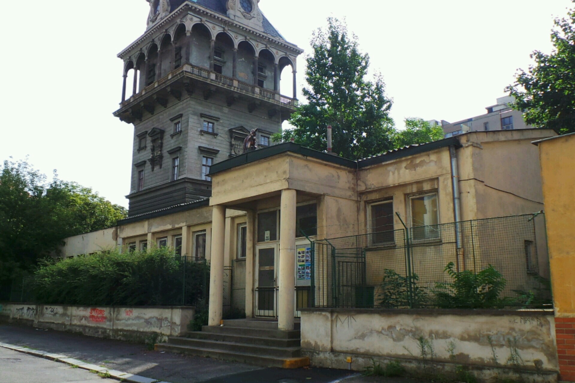 Junák - český skaut, středisko Silmaril Praha - klubovna