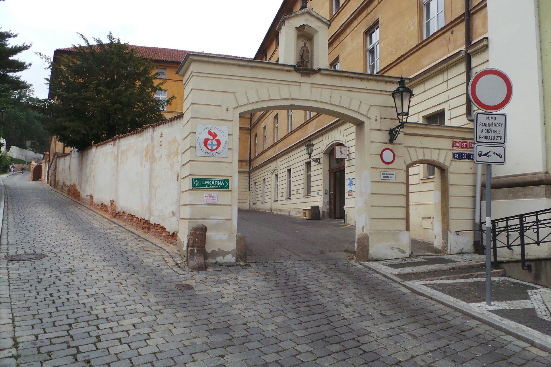 Neurologická ambulance - Nemocnice Milosrdných sester sv. Karla Boromejského v Praze