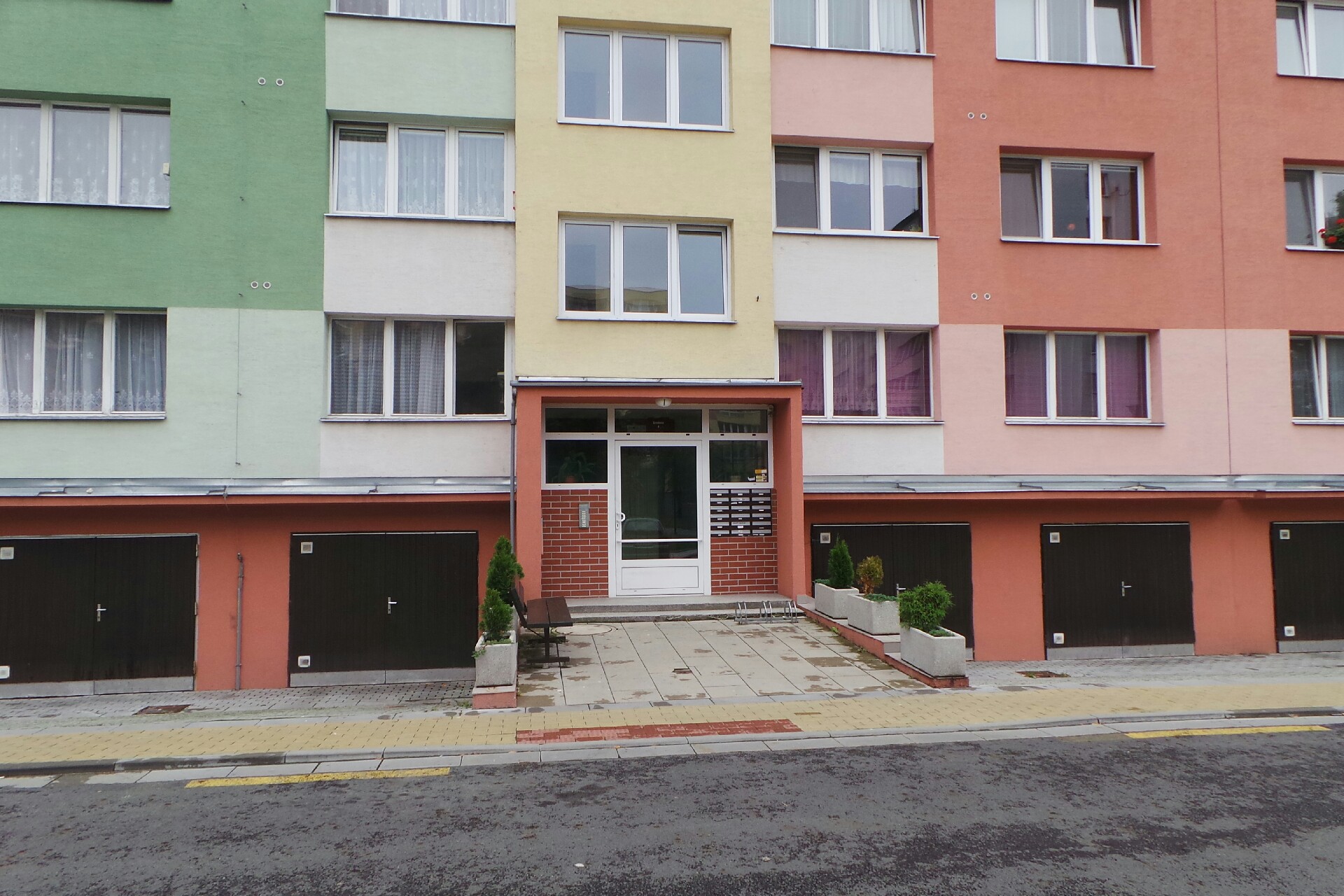 TKAREB - Ing. Milan Tkadleček