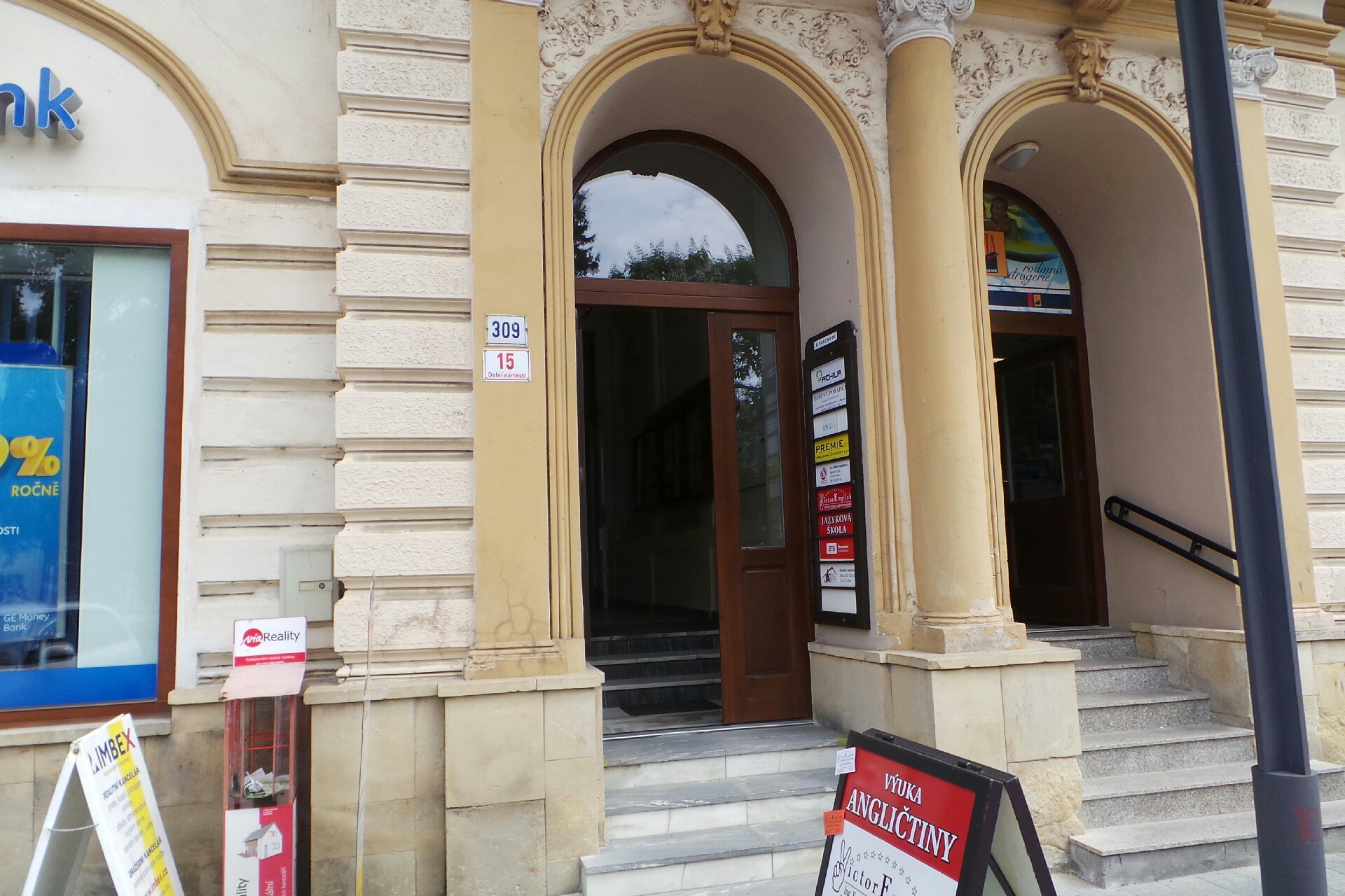 VictorEnglish - Karla Dědková