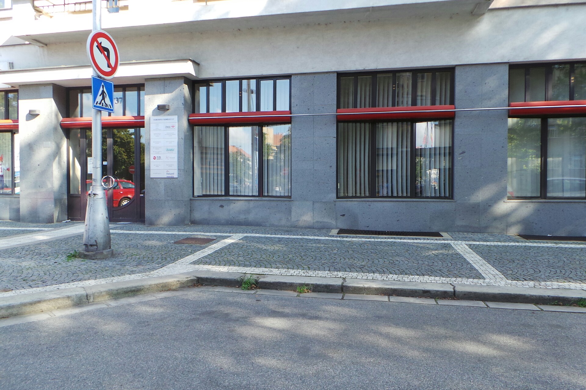 Mgr. Alena Kuhnová, advokátka foto 1