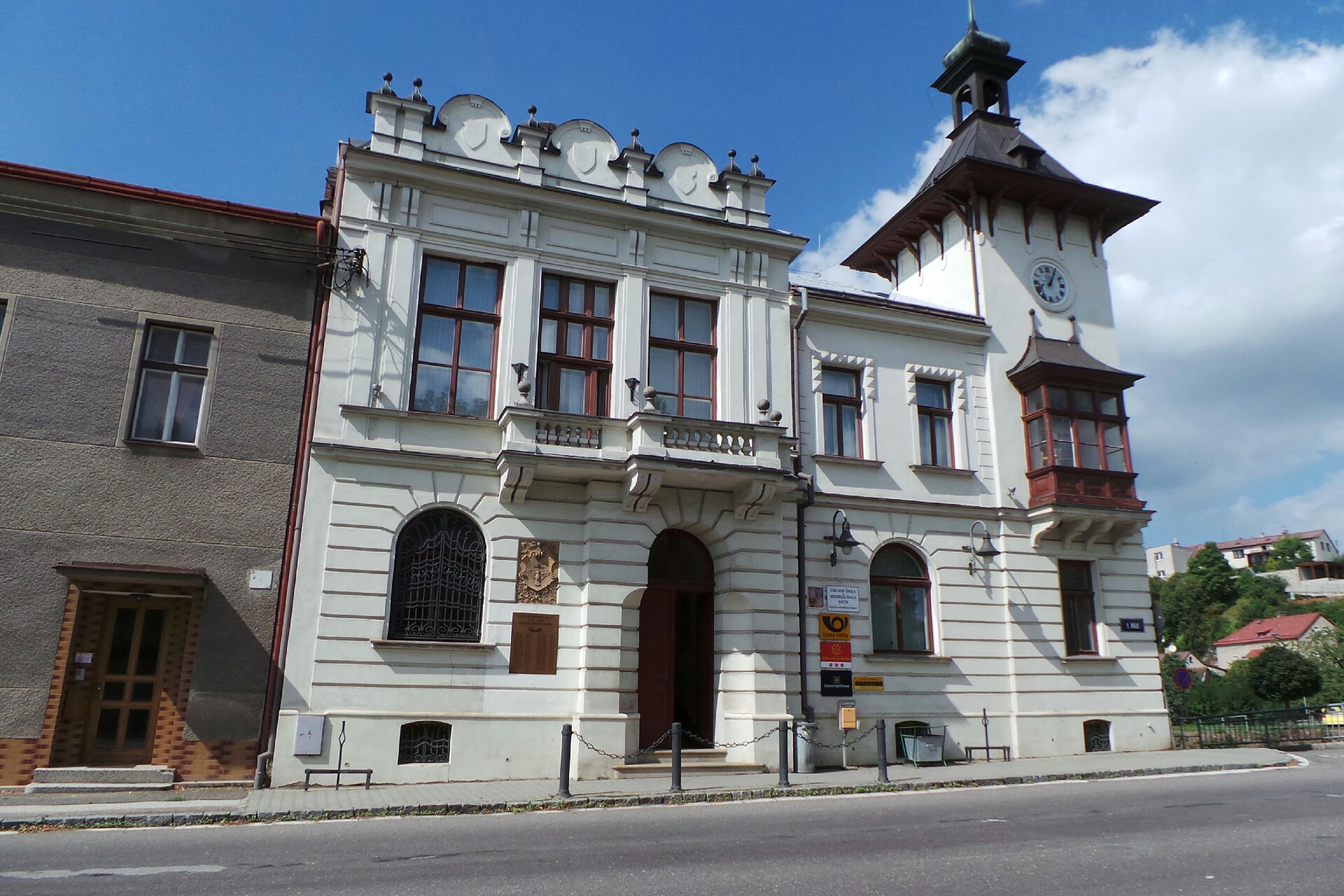 ZŠ a MŠ Krčín foto 1