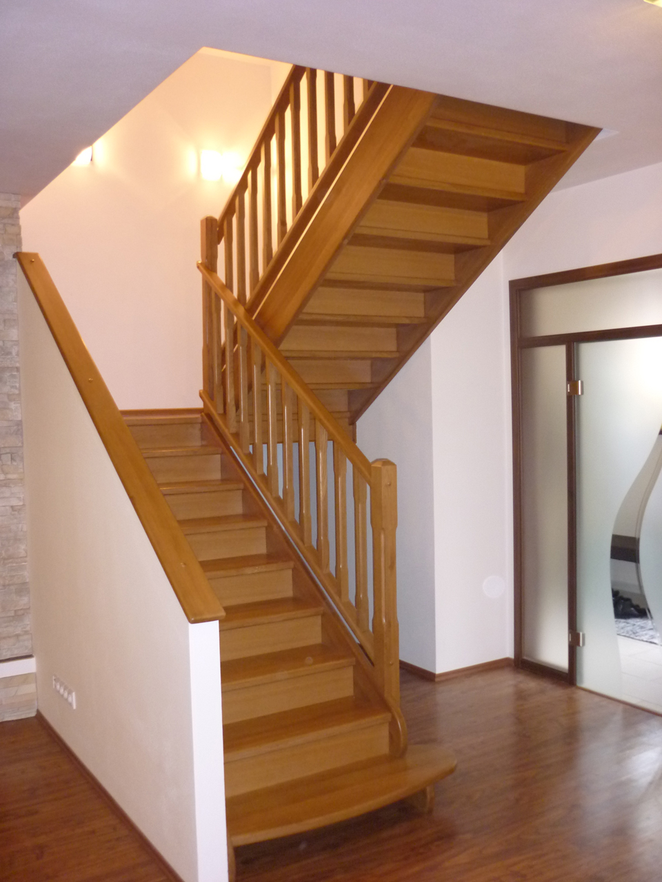 Juhas - truhlářství, s.r.o. foto 2