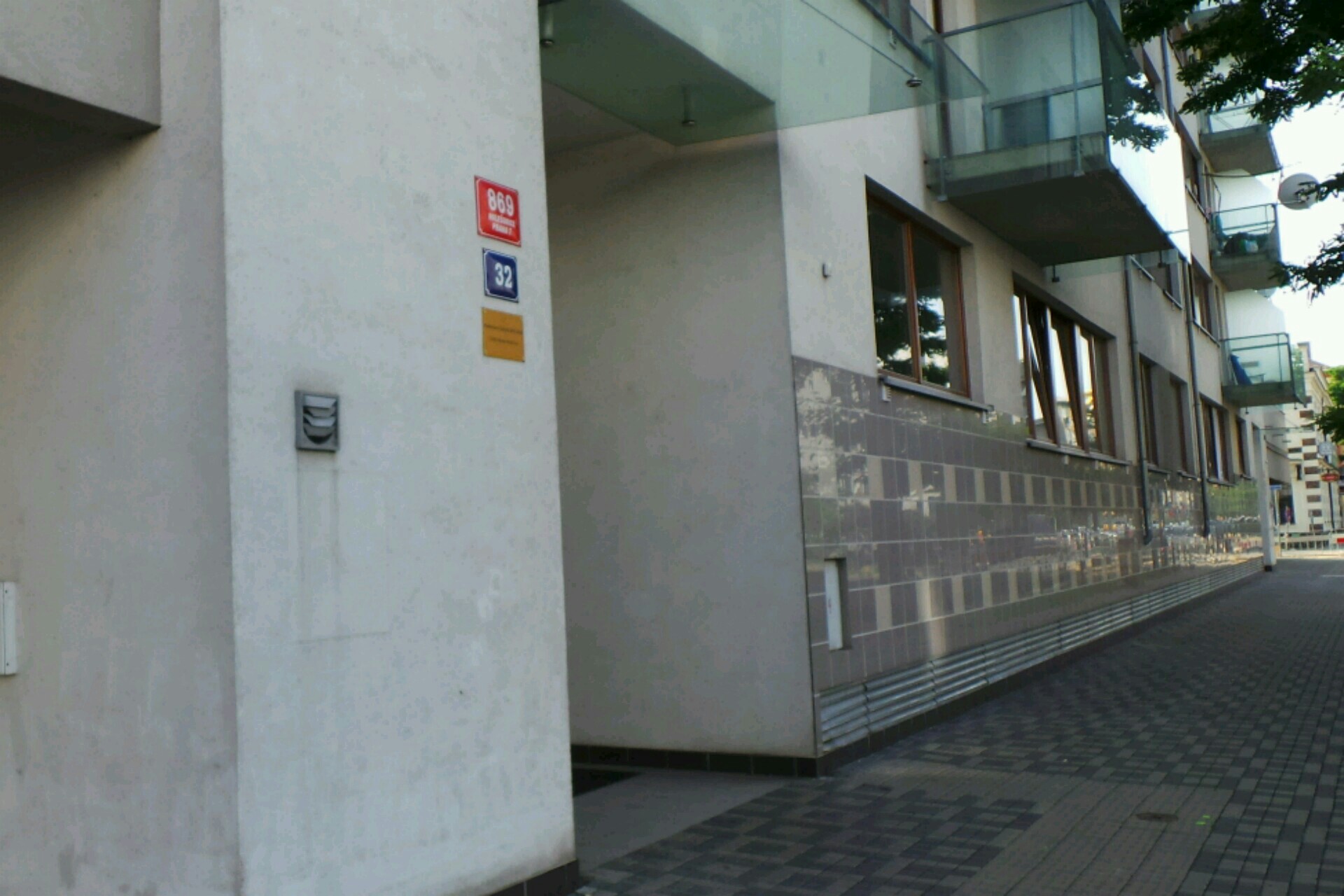 AUTOLOOK Holding, s.r.o.