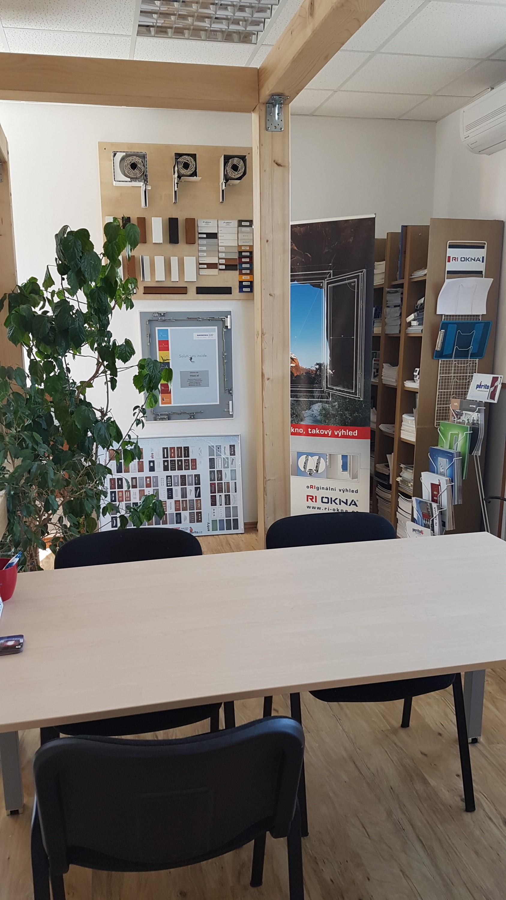RI OKNA foto 2