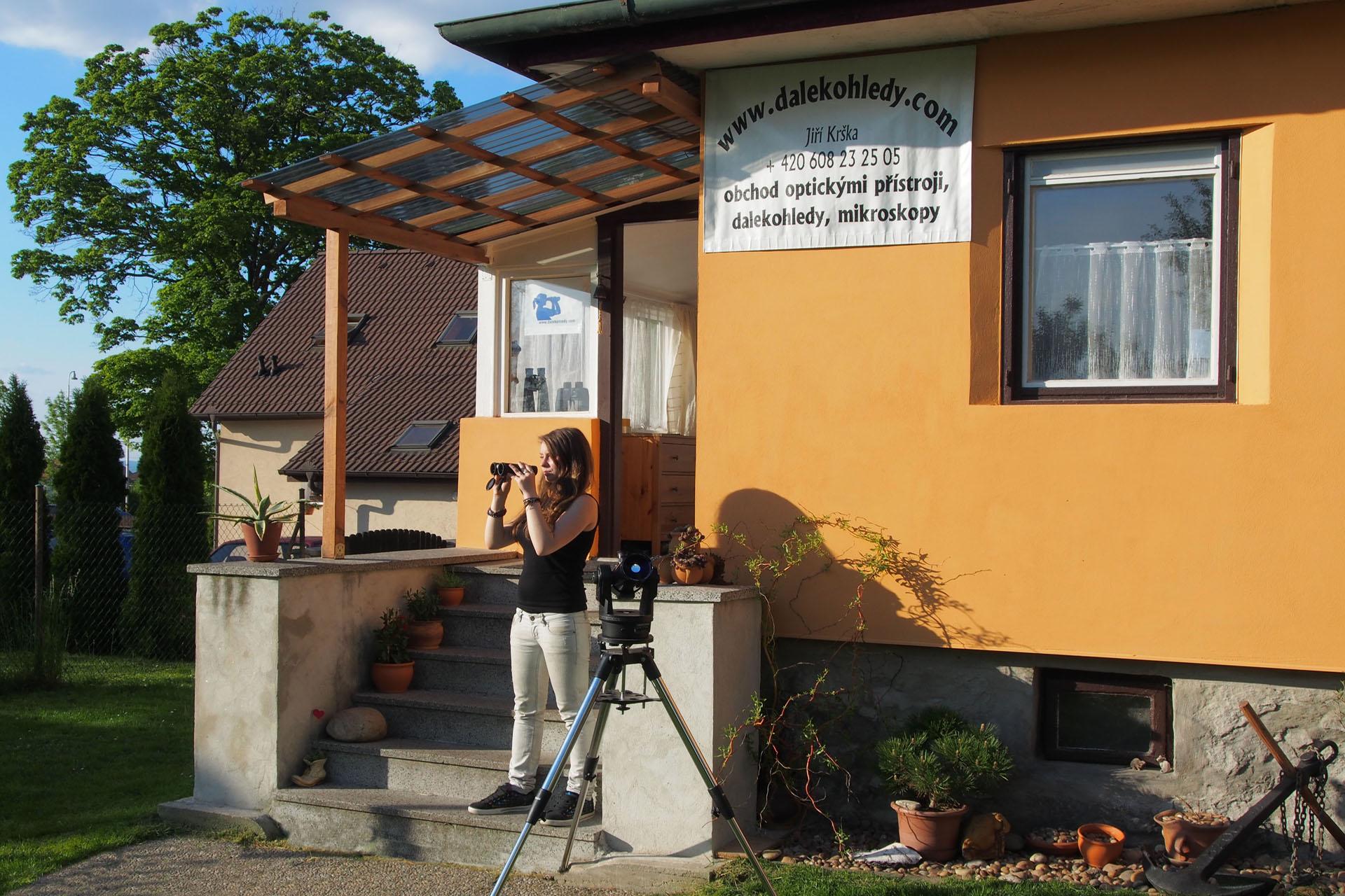 Jiří Krška - DALEKOHLEDY a MIKROSKOPY