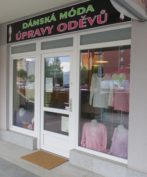 Úpravy oděvů Řepy foto 6