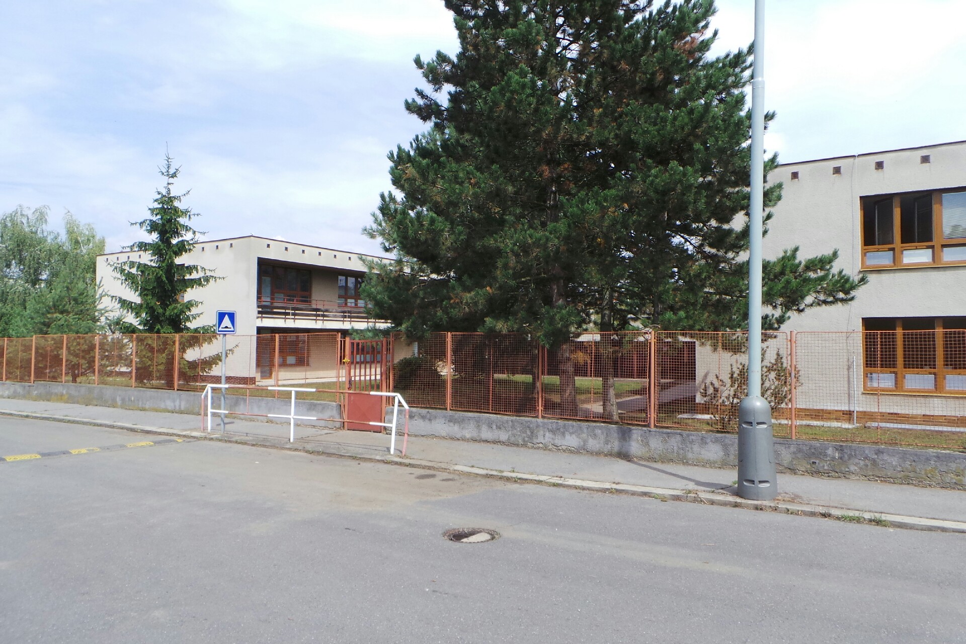 MŠ Tyršovka Praha 12, Lysinská