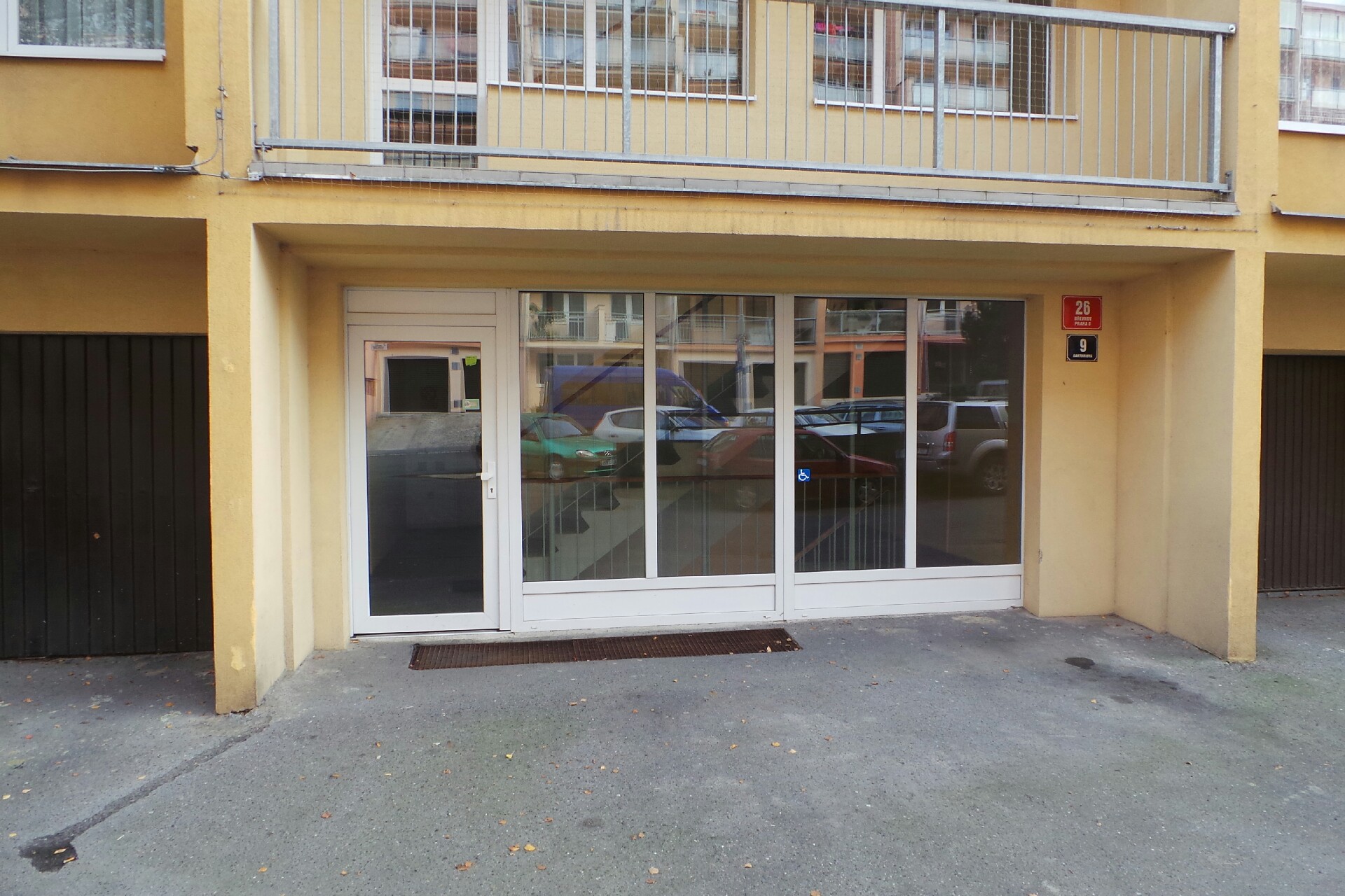 PhDr. Ilona Šprcová