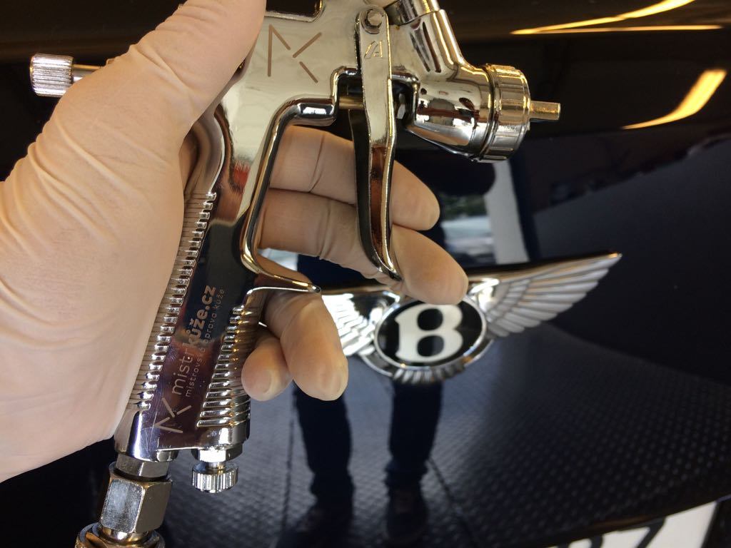 MistrKůže.cz - mistrovská oprava kůže pro vaše auto a nábytek