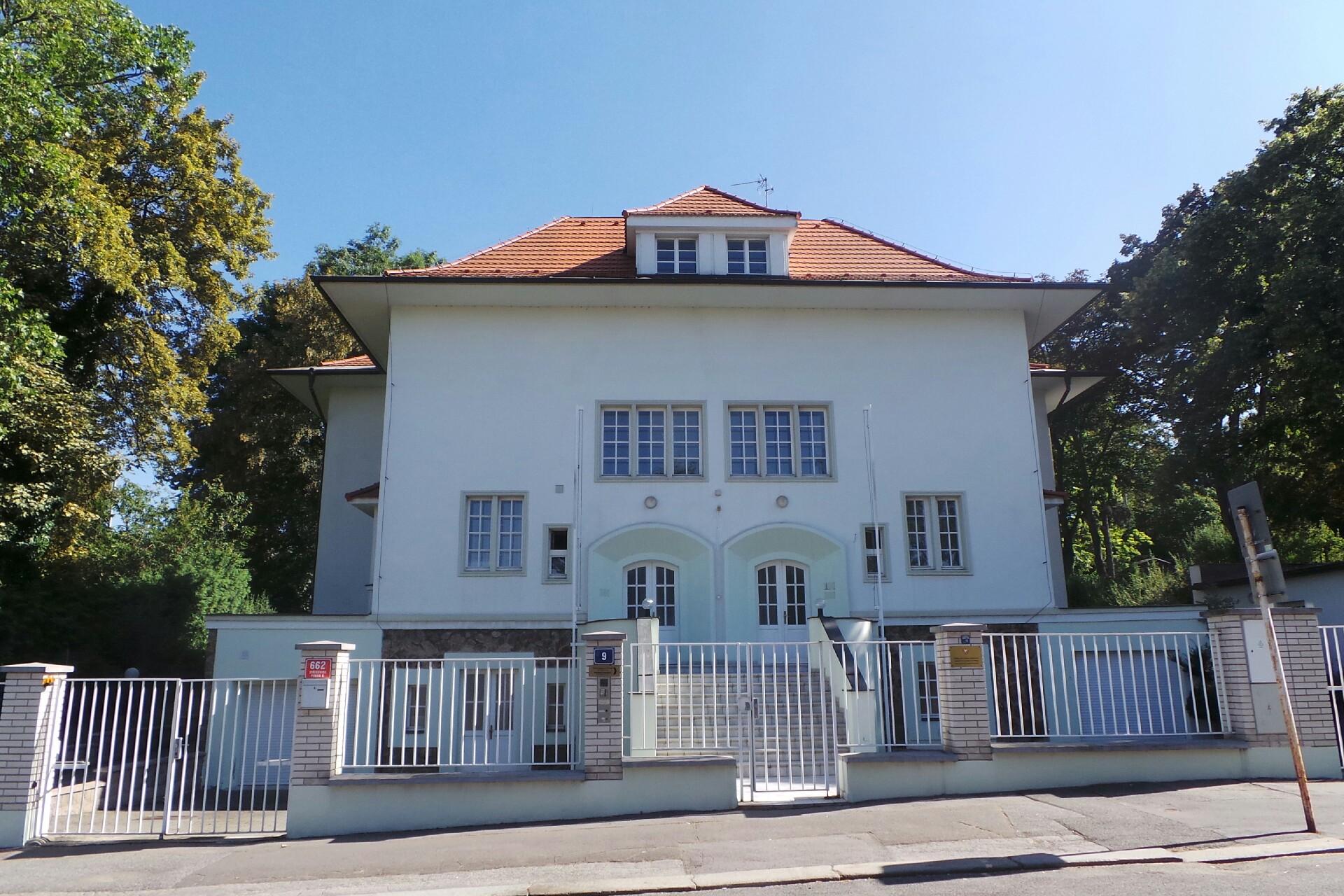 Kazachstán - Velvyslanectví Kazašské republiky