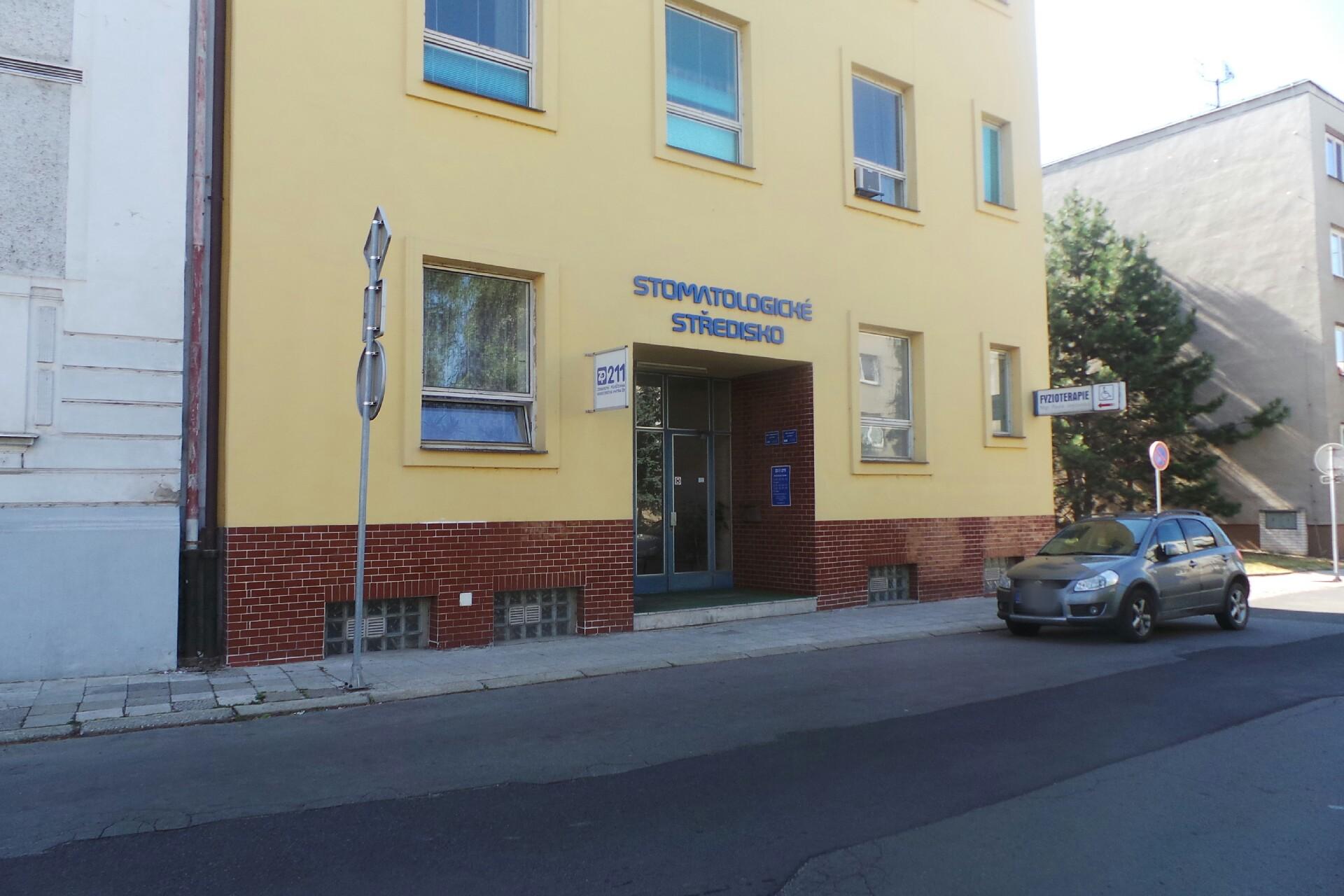 MUDr. Dagmar Kazdová-Vandasová praktický zubní lékař