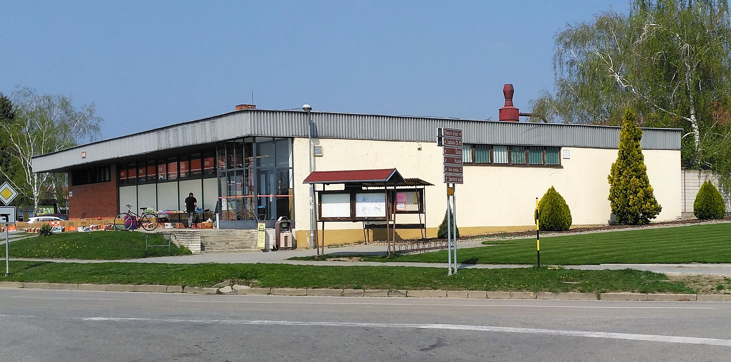 COOP - Jednota, spotřební družstvo v Mikulově foto 3