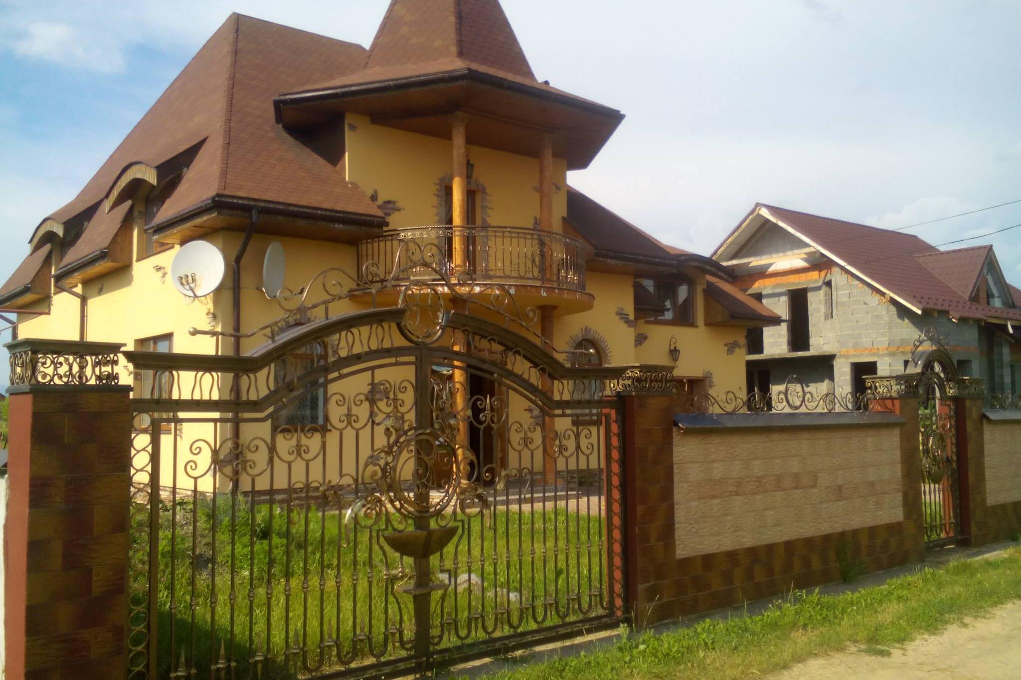 Kovářství - Umělecké kovářství Zámek Pohled