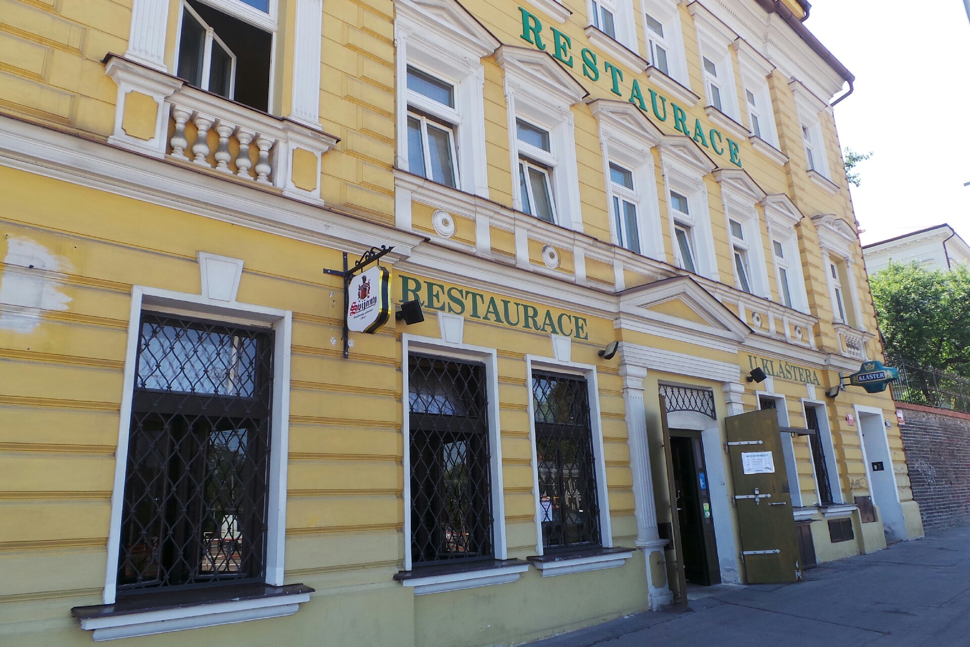 Restaurace U Kláštera