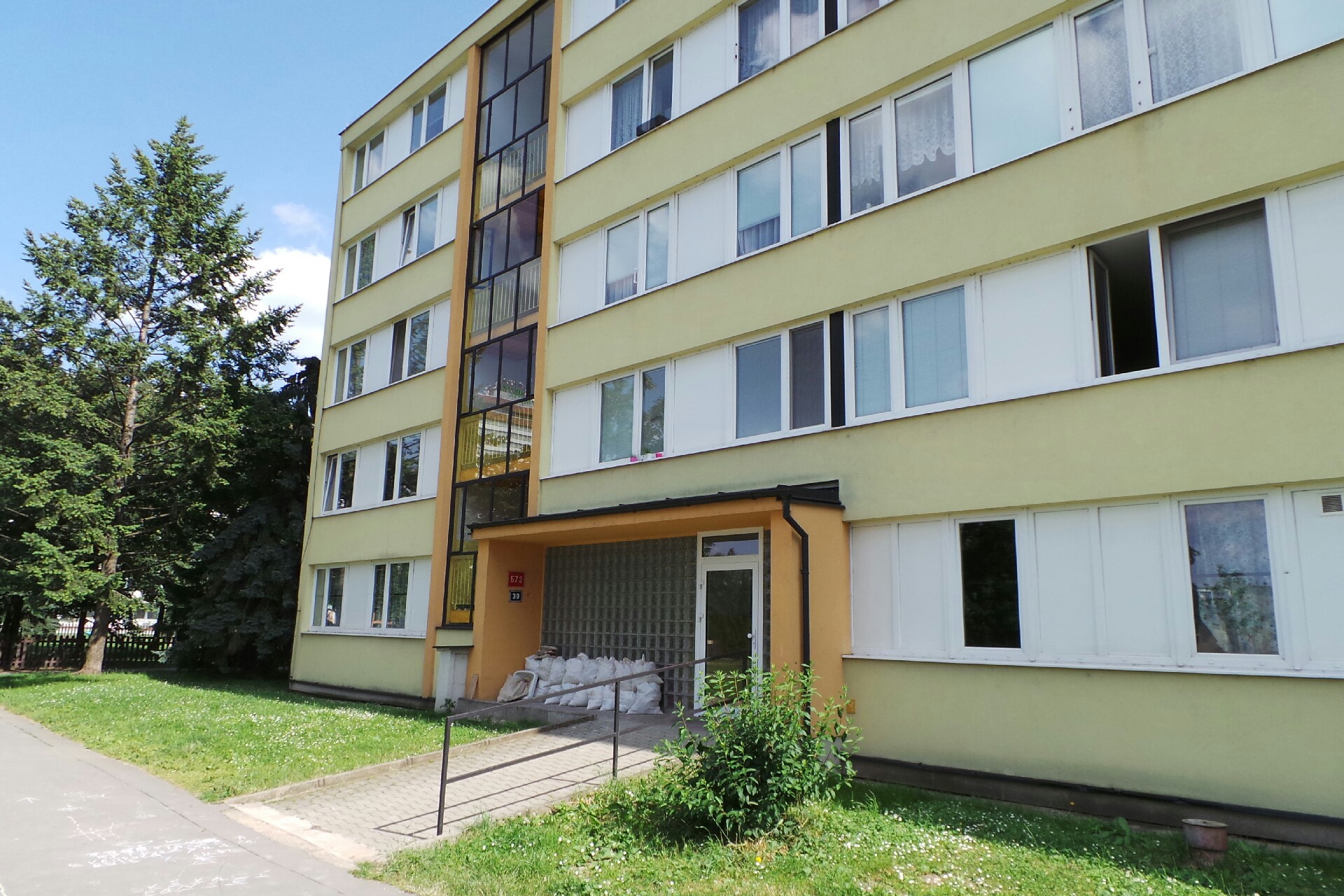 Řemeslné práce Maxim Lenert