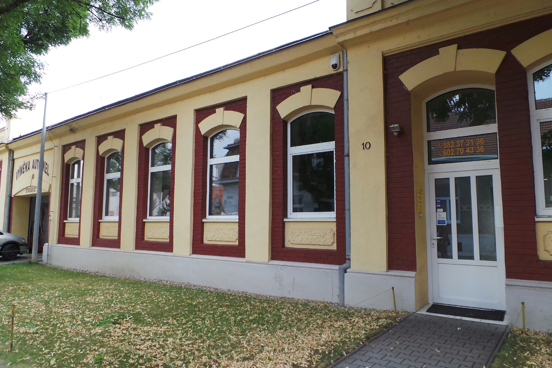 AUTOSKLA STAVARIČ, s.r.o.