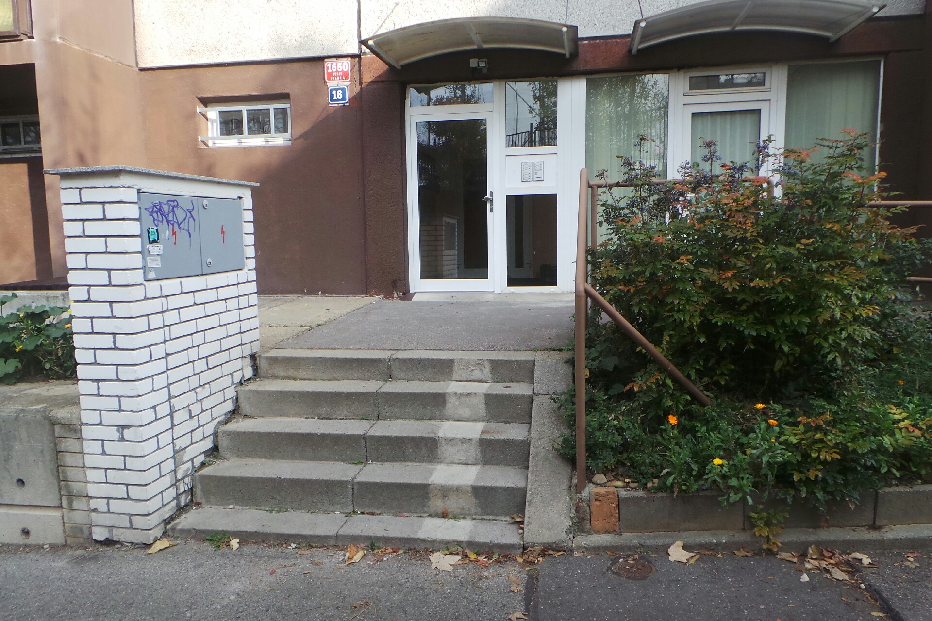 Ing. Jaroslav Melichar - Prodej hudebních nástrojů