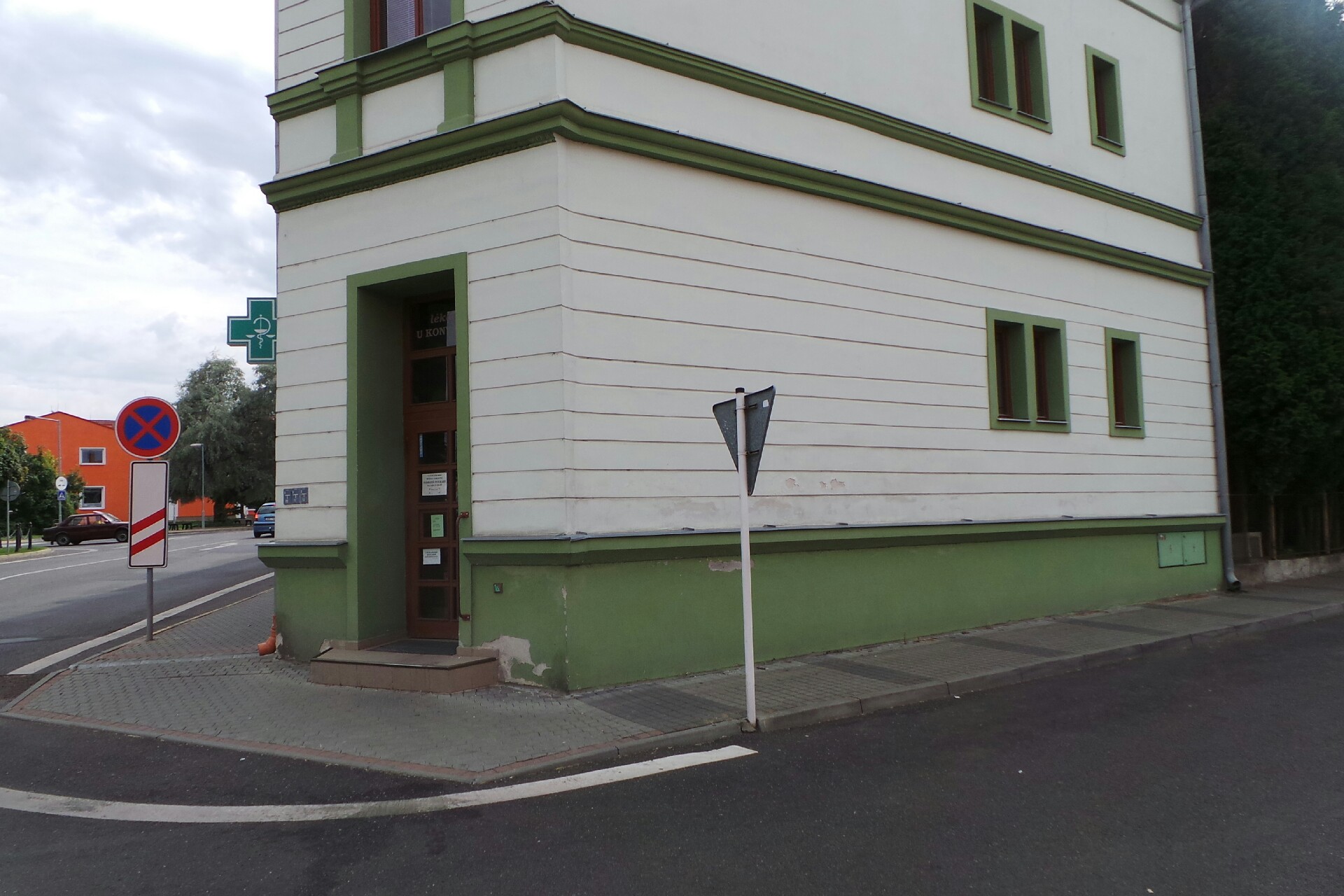 MUDr. Ivana Šterclová